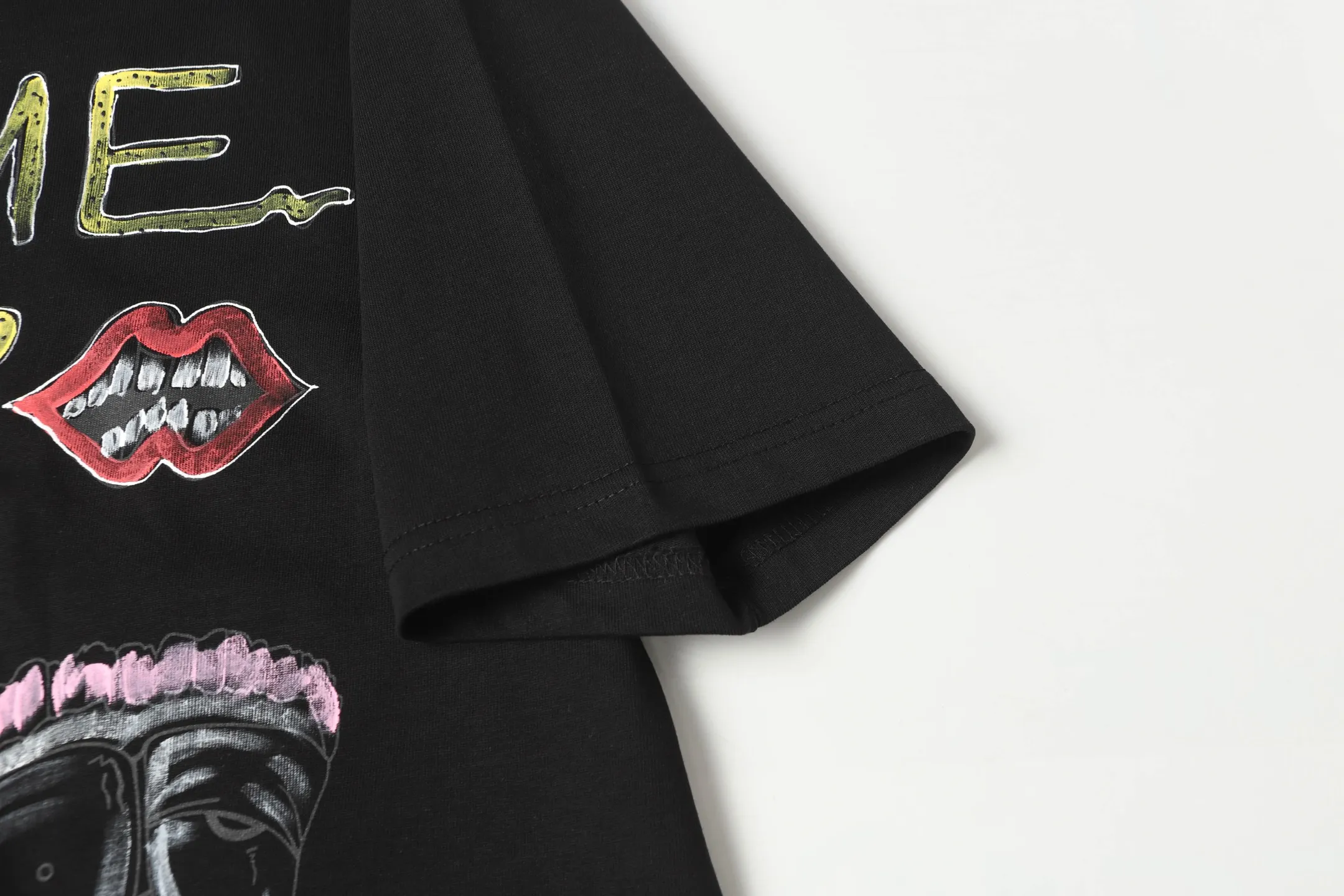 Graffiti Print Oversized Cotton T-Shirt D10513629 — view 7