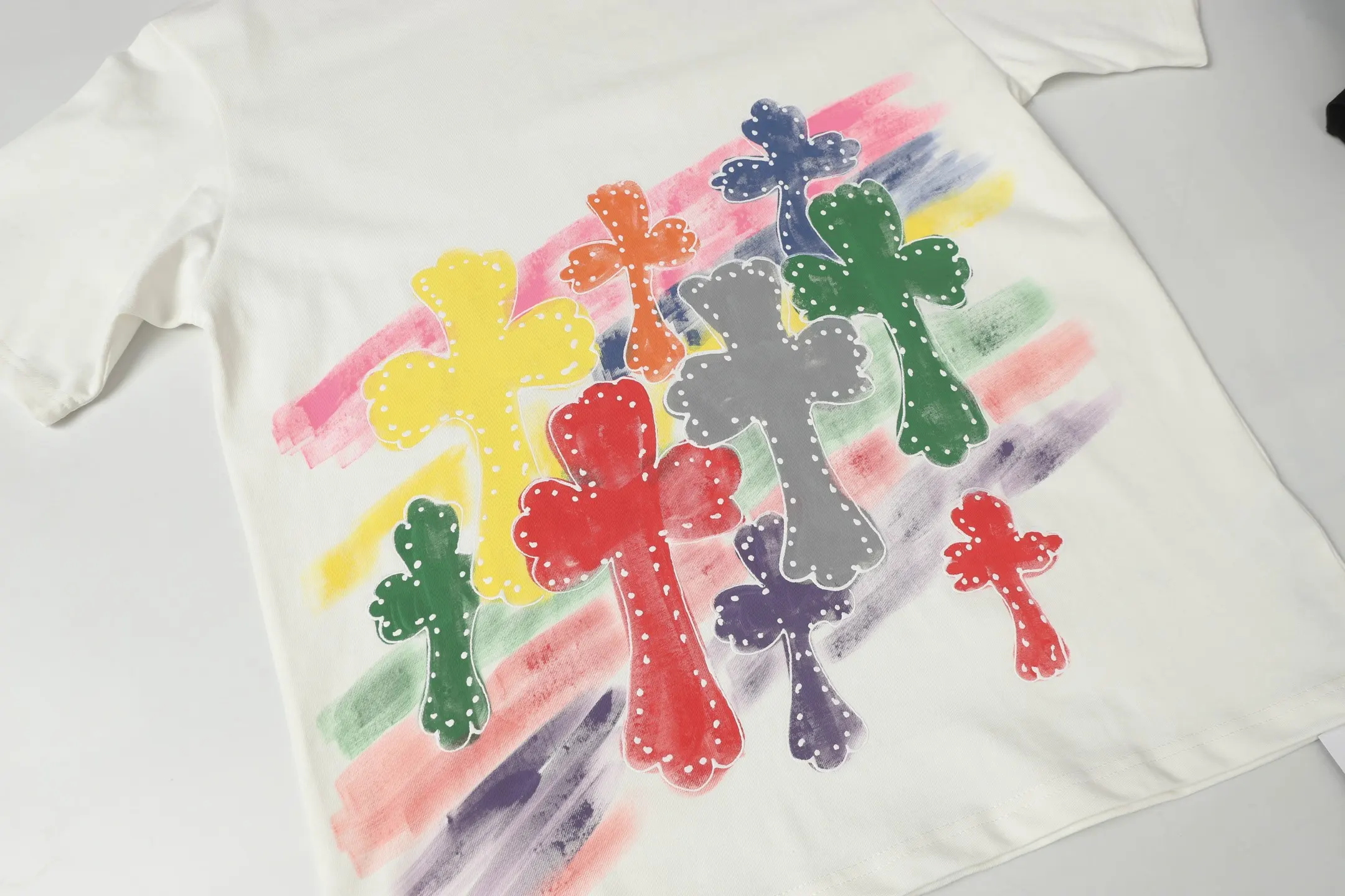 Rainbow Cross Graphic Cotton T-Shirt D10513631 — view 4