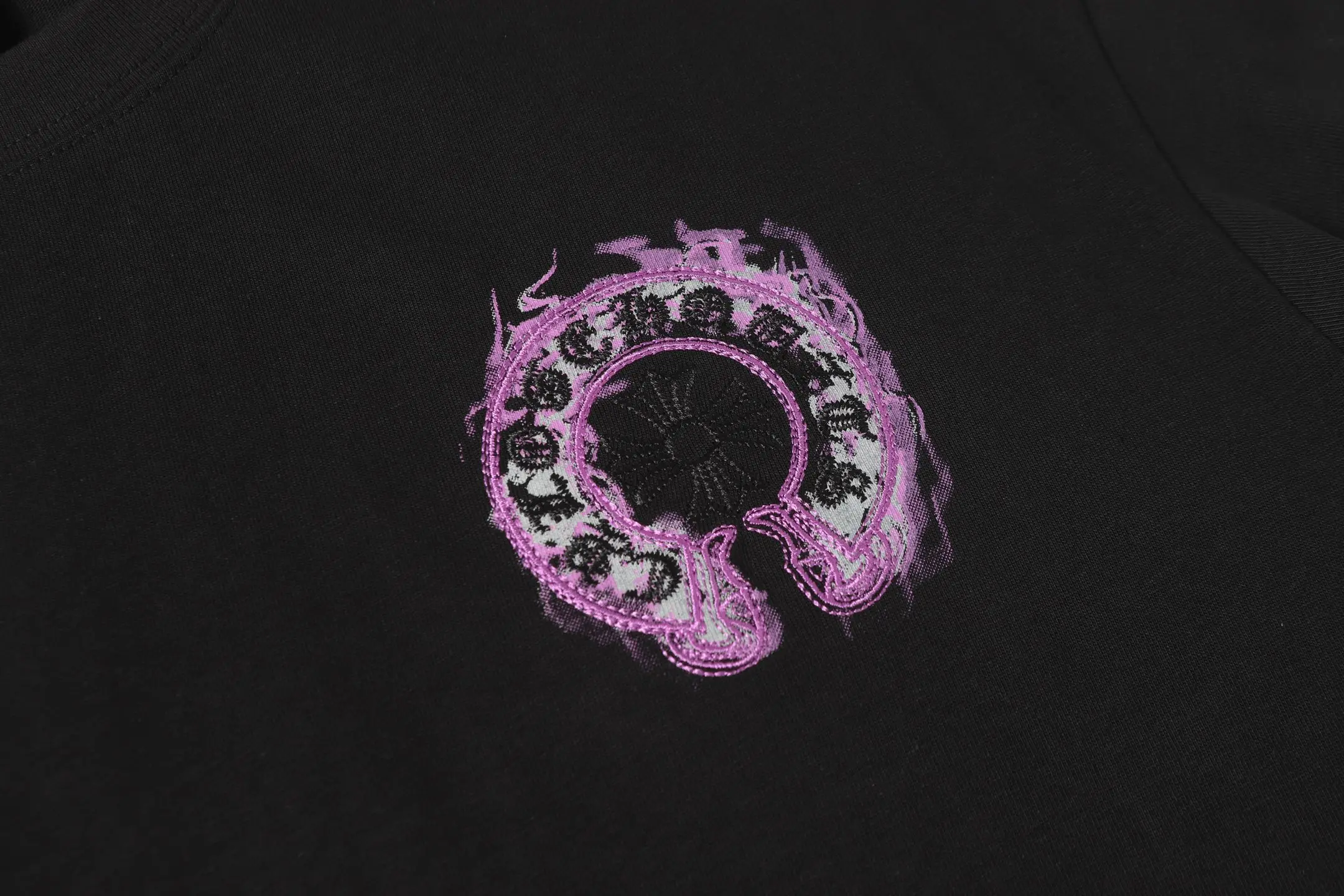 Embroidered Horseshoe Logo Cotton T-Shirt D10513641 — view 4