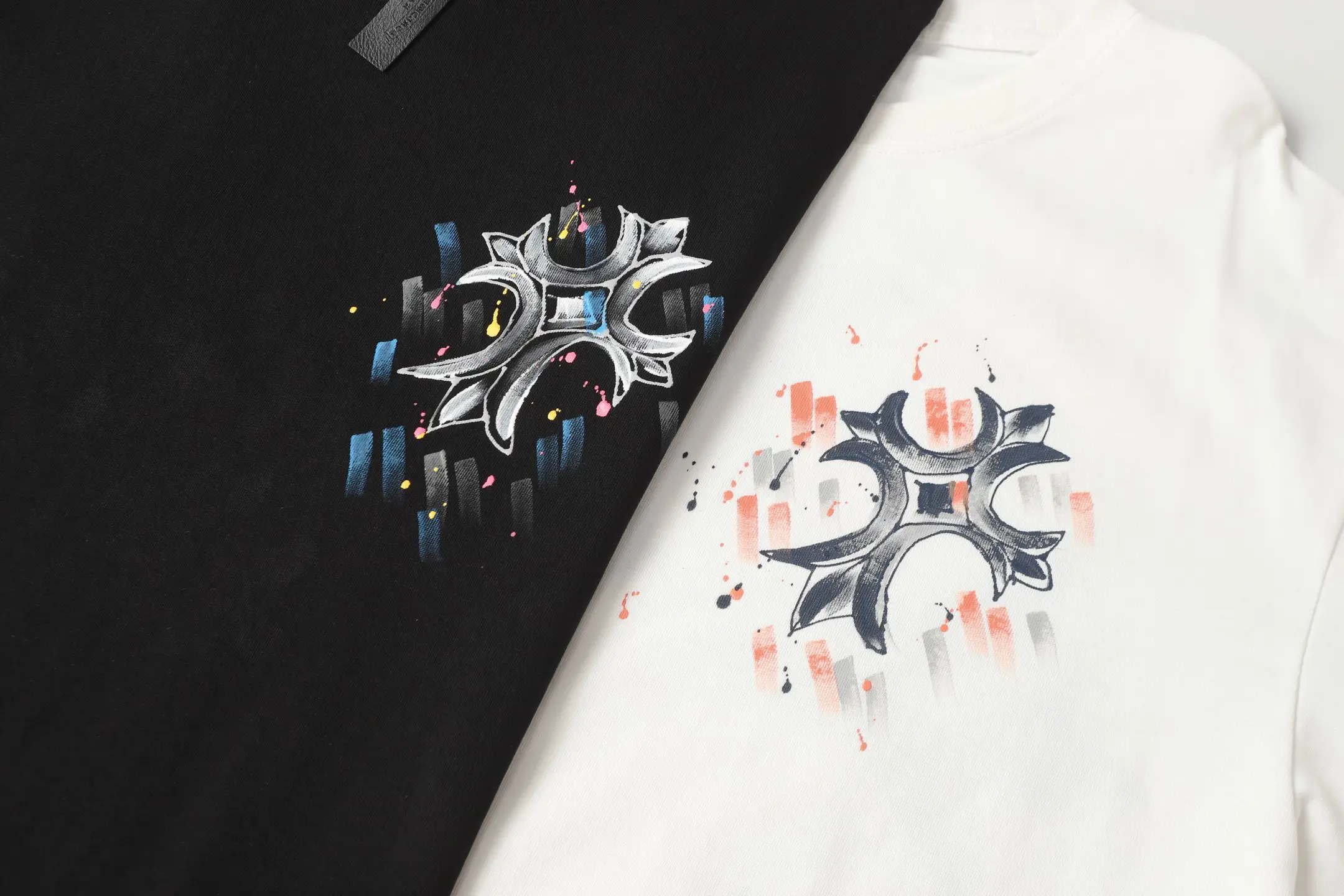 Hand-Painted Cross Print Cotton T-Shirt D10513627 — view 6