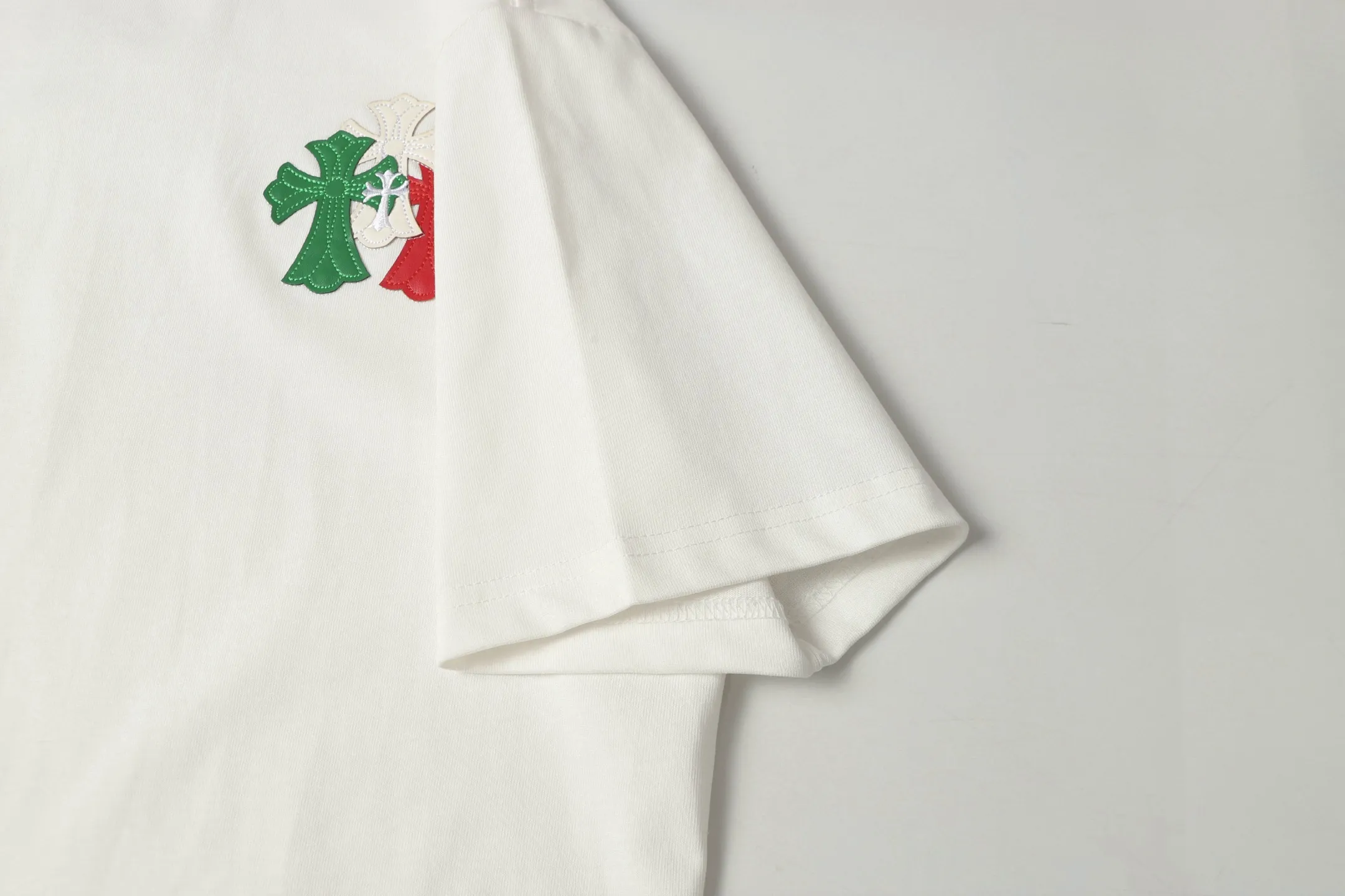 Cross Patch Embroidered Cotton T-Shirt D10013646 — view 5