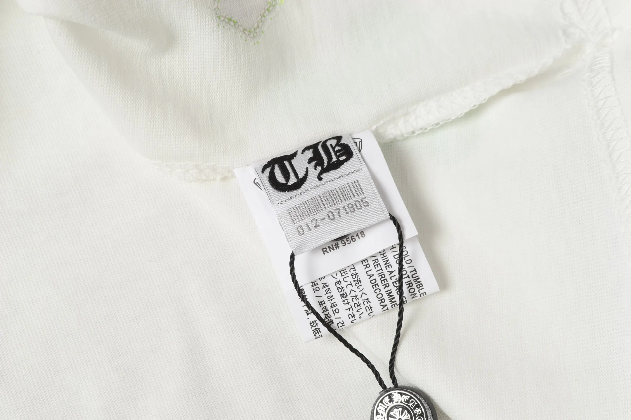Cross Patch Oversized Cotton T-Shirt D10013654 — view 8