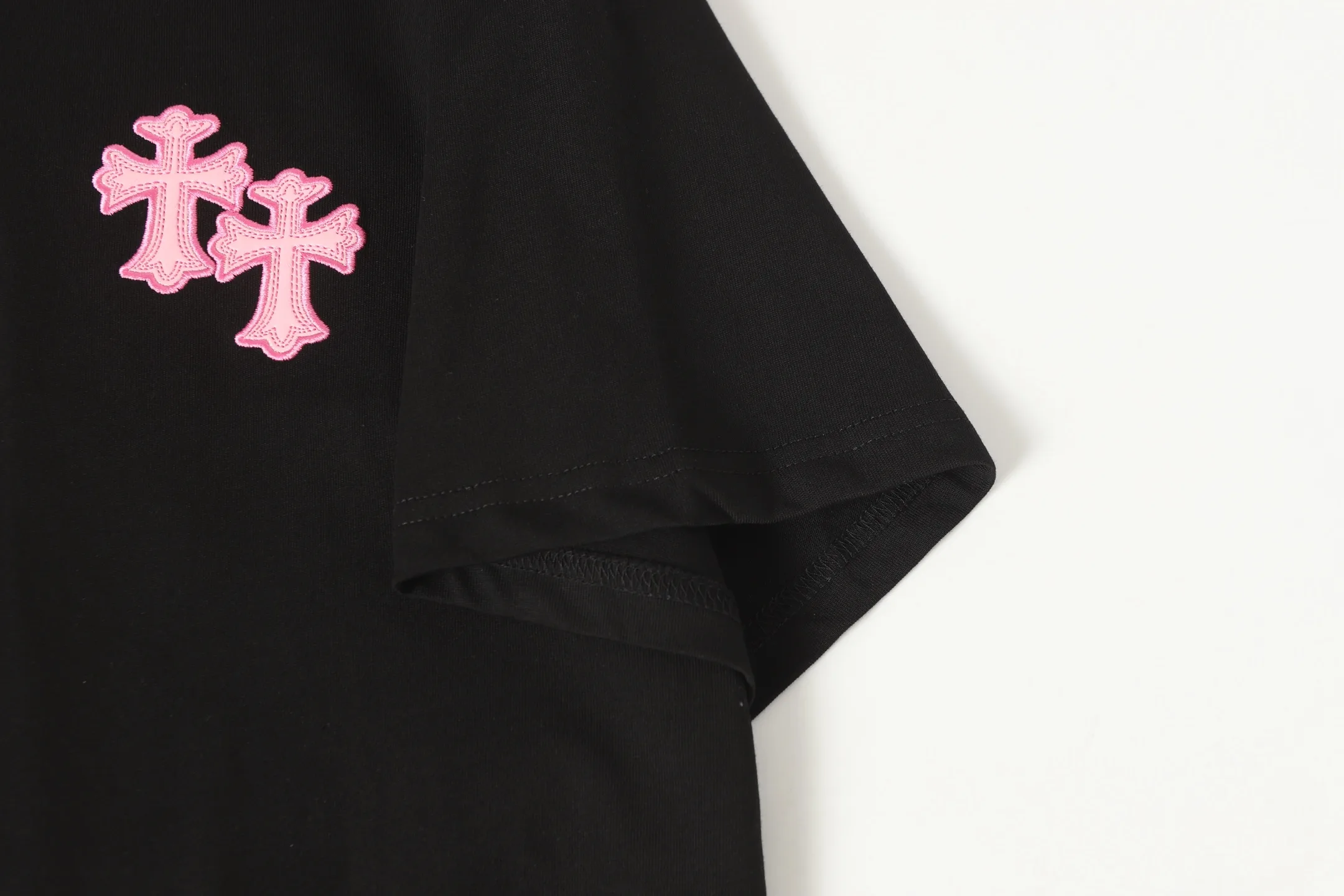 Embroidered Cross Patch Cotton T-Shirt D10013525 — view 6