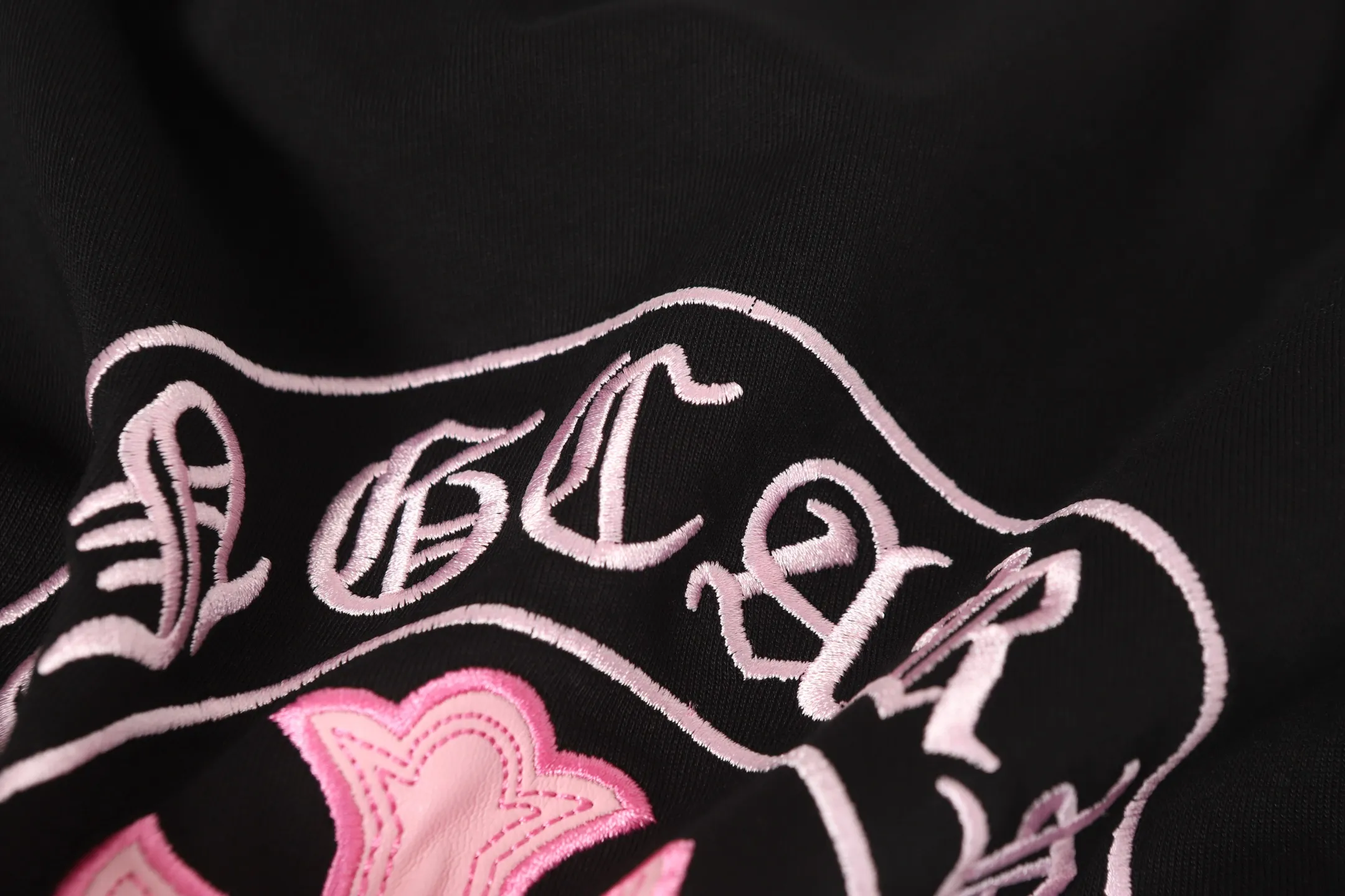 Embroidered Cross Patch Cotton T-Shirt D10013525 — view 11