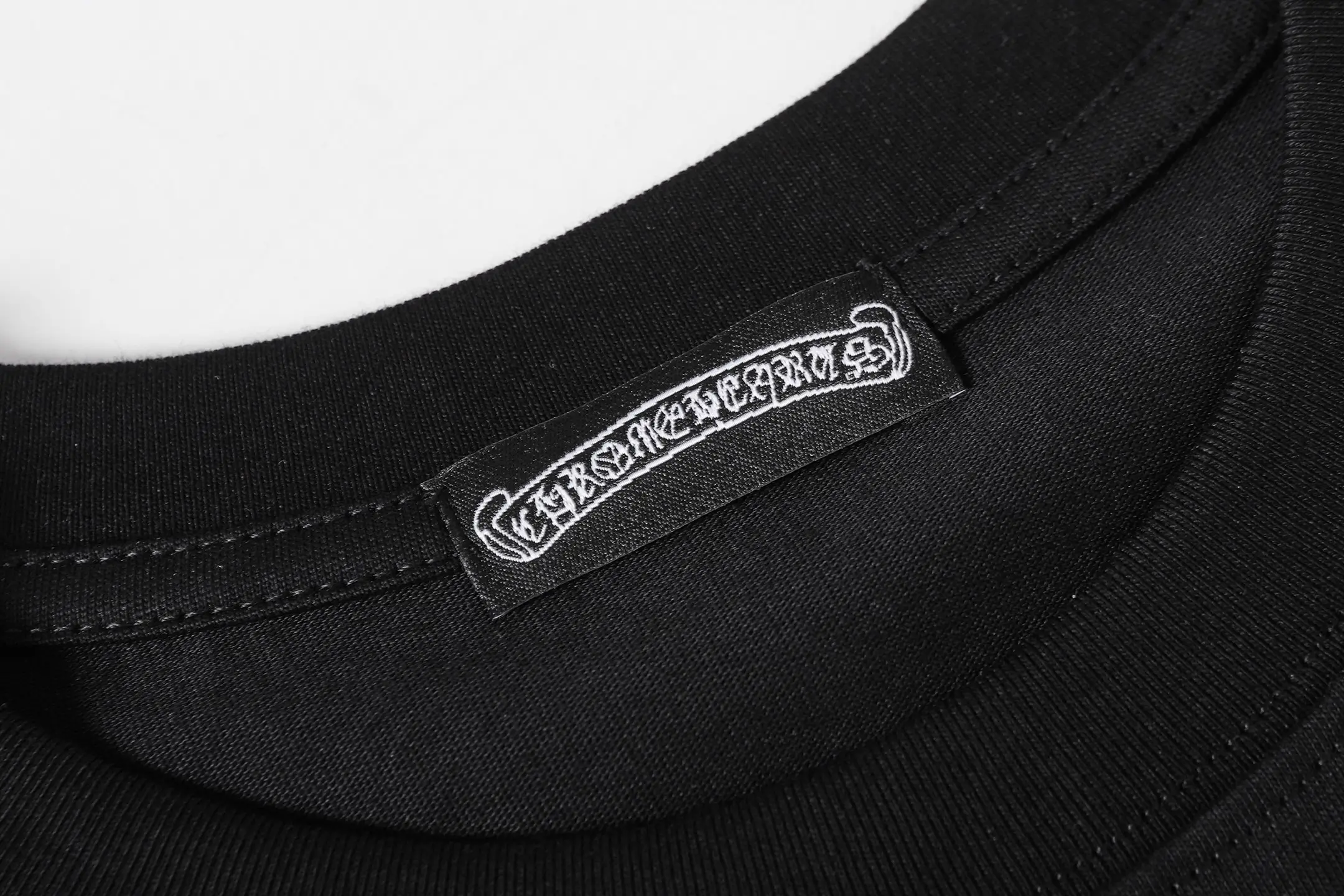 Embroidered Cross Patch Oversized T-Shirt D10013658 — view 5