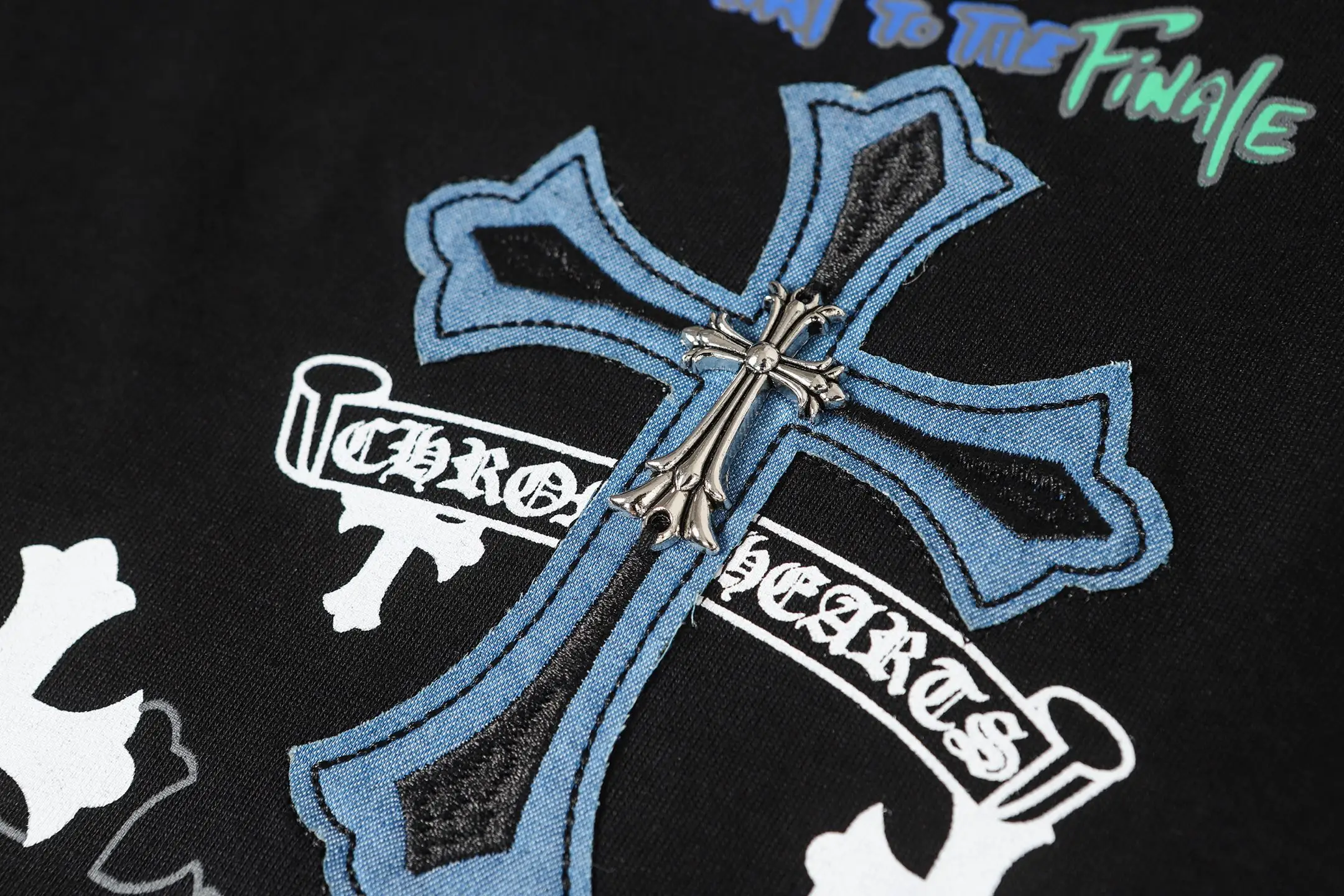 Cross Patch Embroidered Cotton T-Shirt D10513684 — view 7