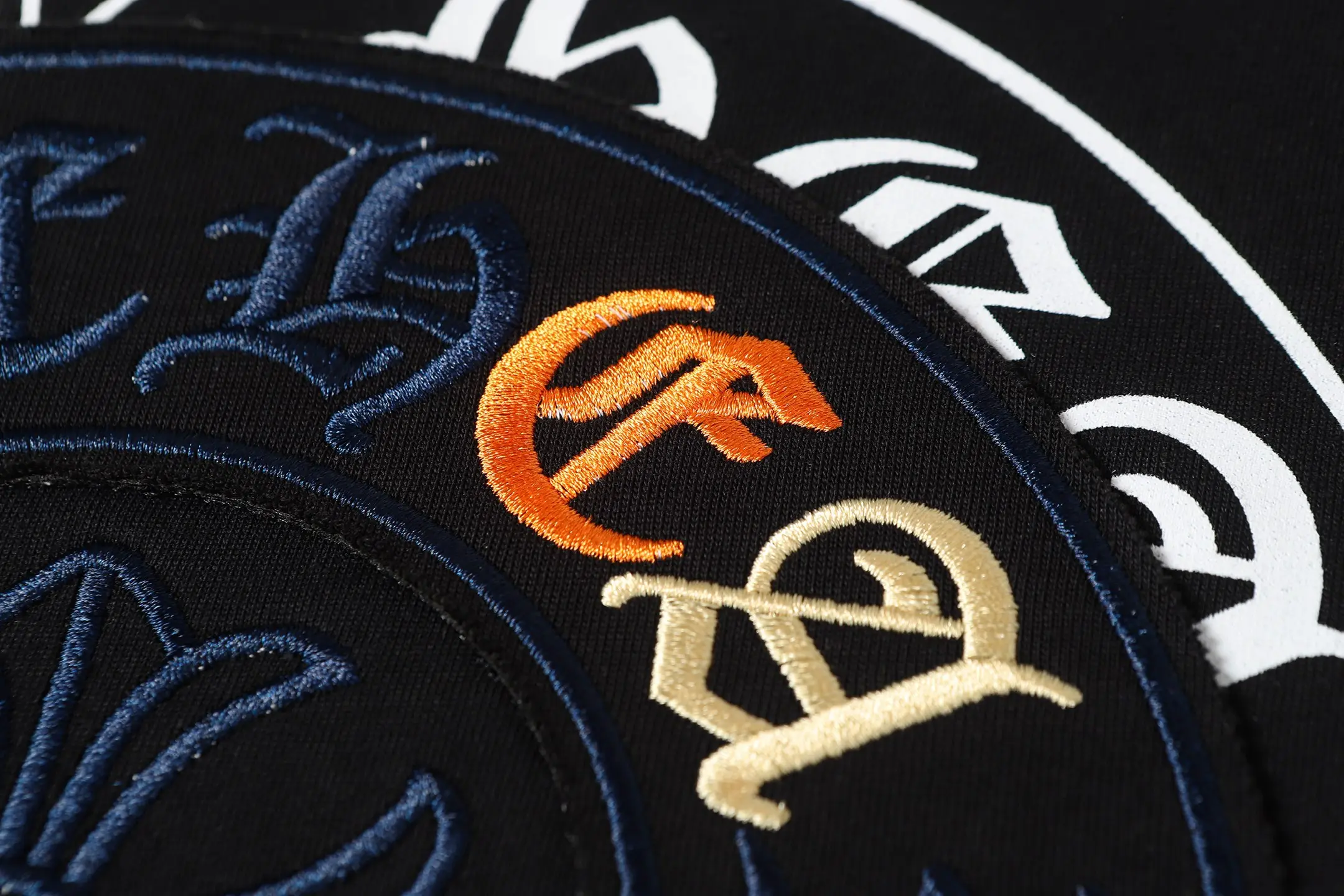 Horseshoe Sanskrit Embroidered T-Shirt D11013673 — view 9