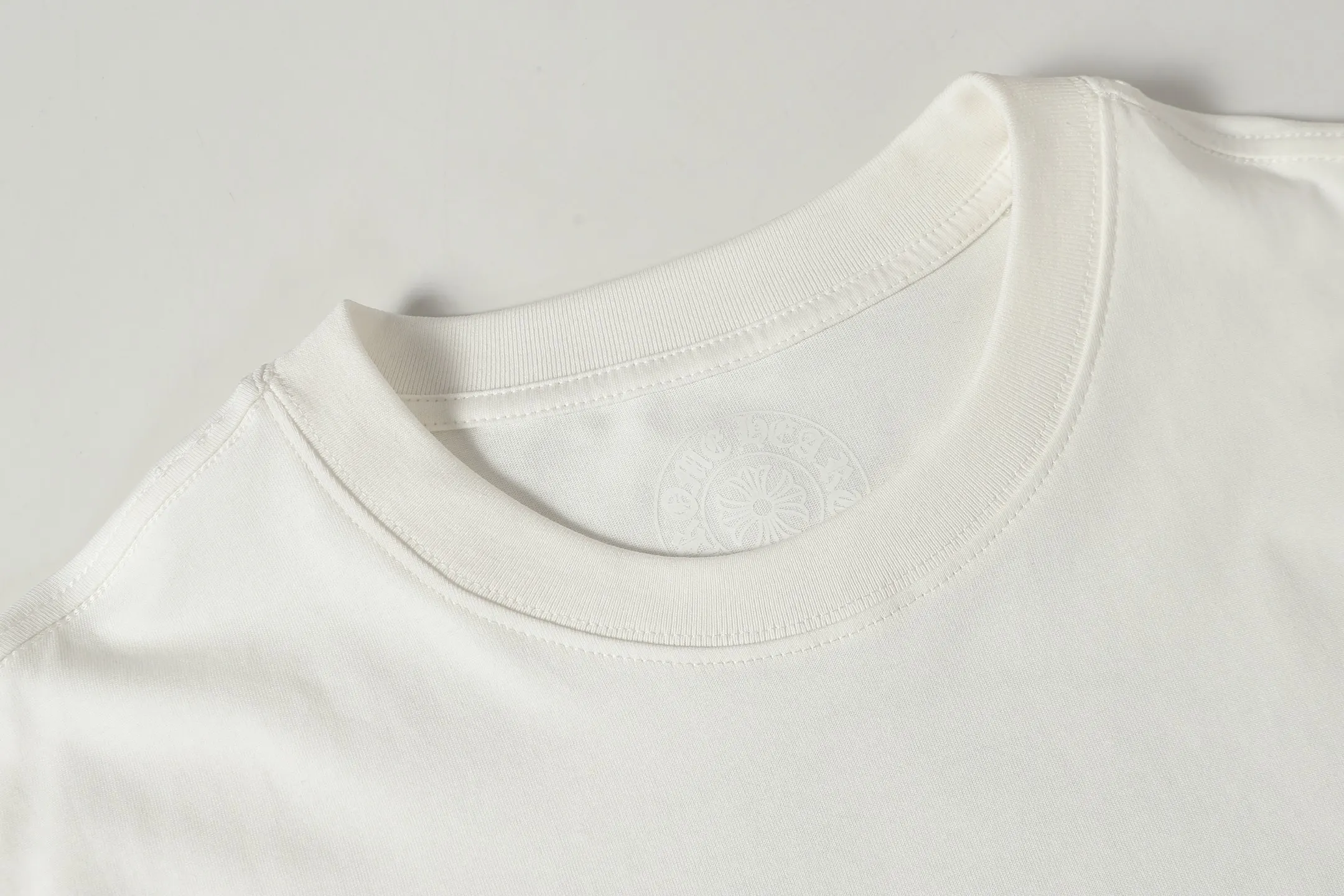 City Limited Horseshoe Graphic T-Shirt D9513529 — view 4