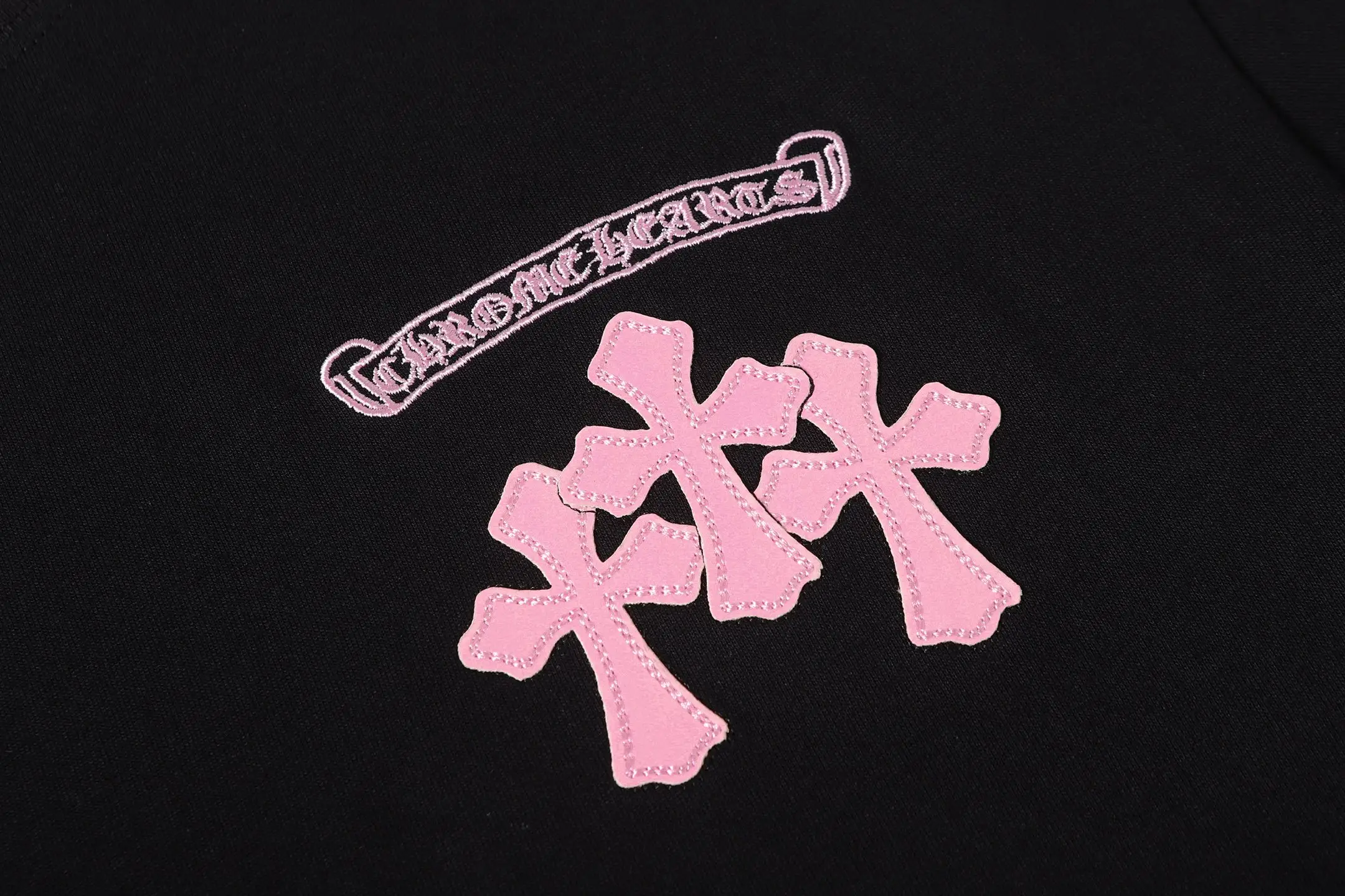 Caution Graffiti Embroidered Cotton T-Shirt D10013661 — view 7