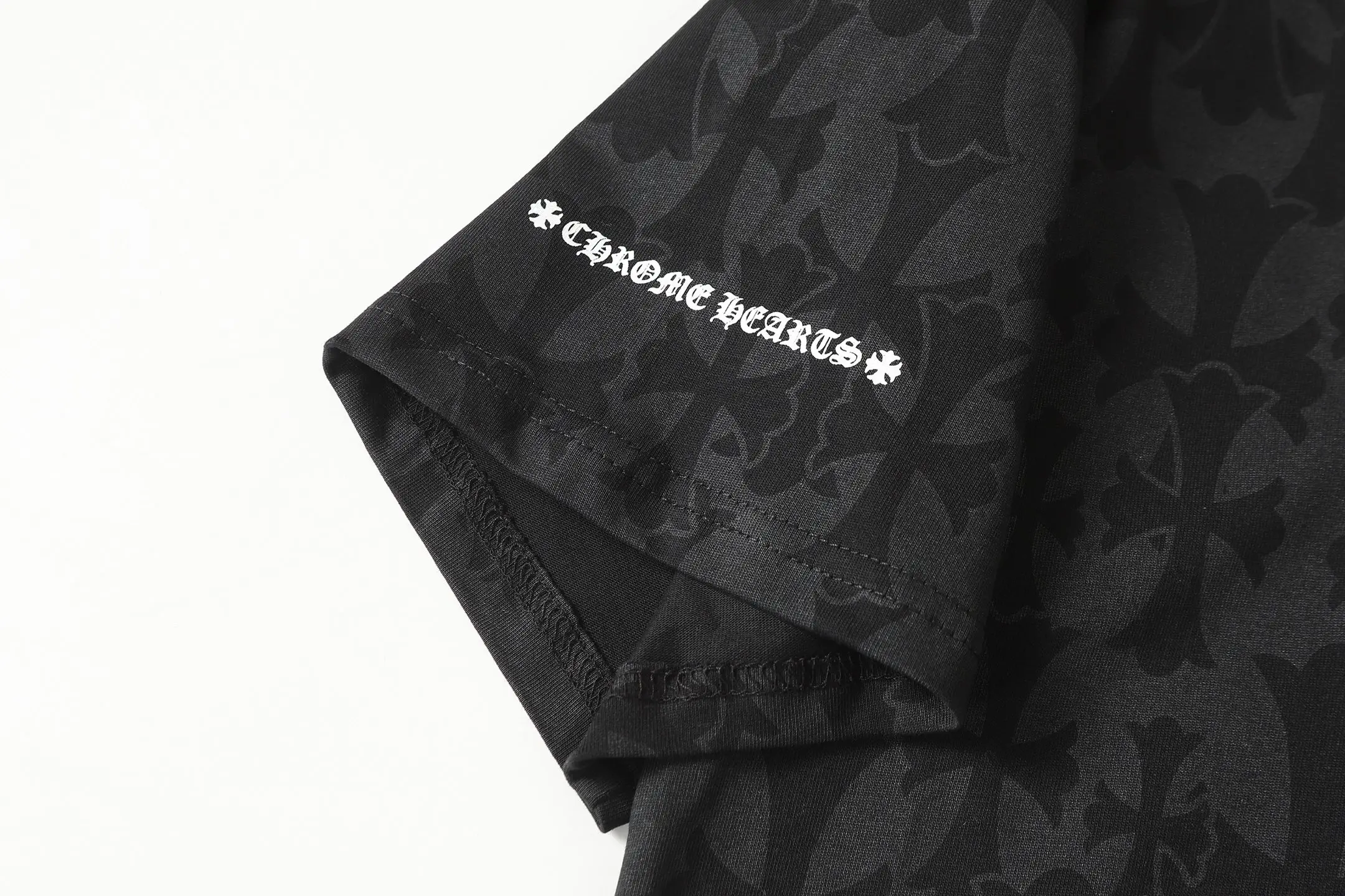 Monogram Cross Print Oversized T-Shirt D10513505 — view 7