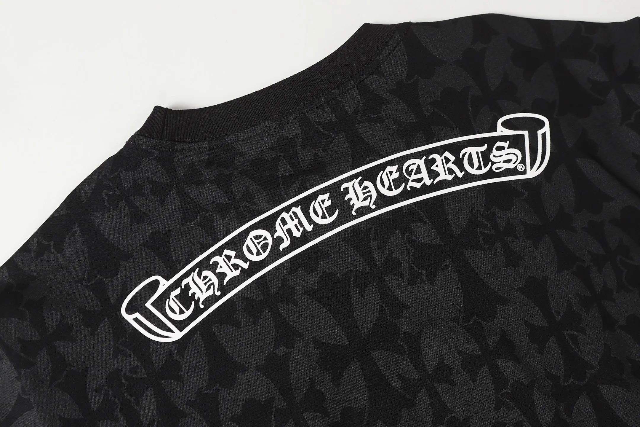 Monogram Cross Print Oversized T-Shirt D10513505 — view 9