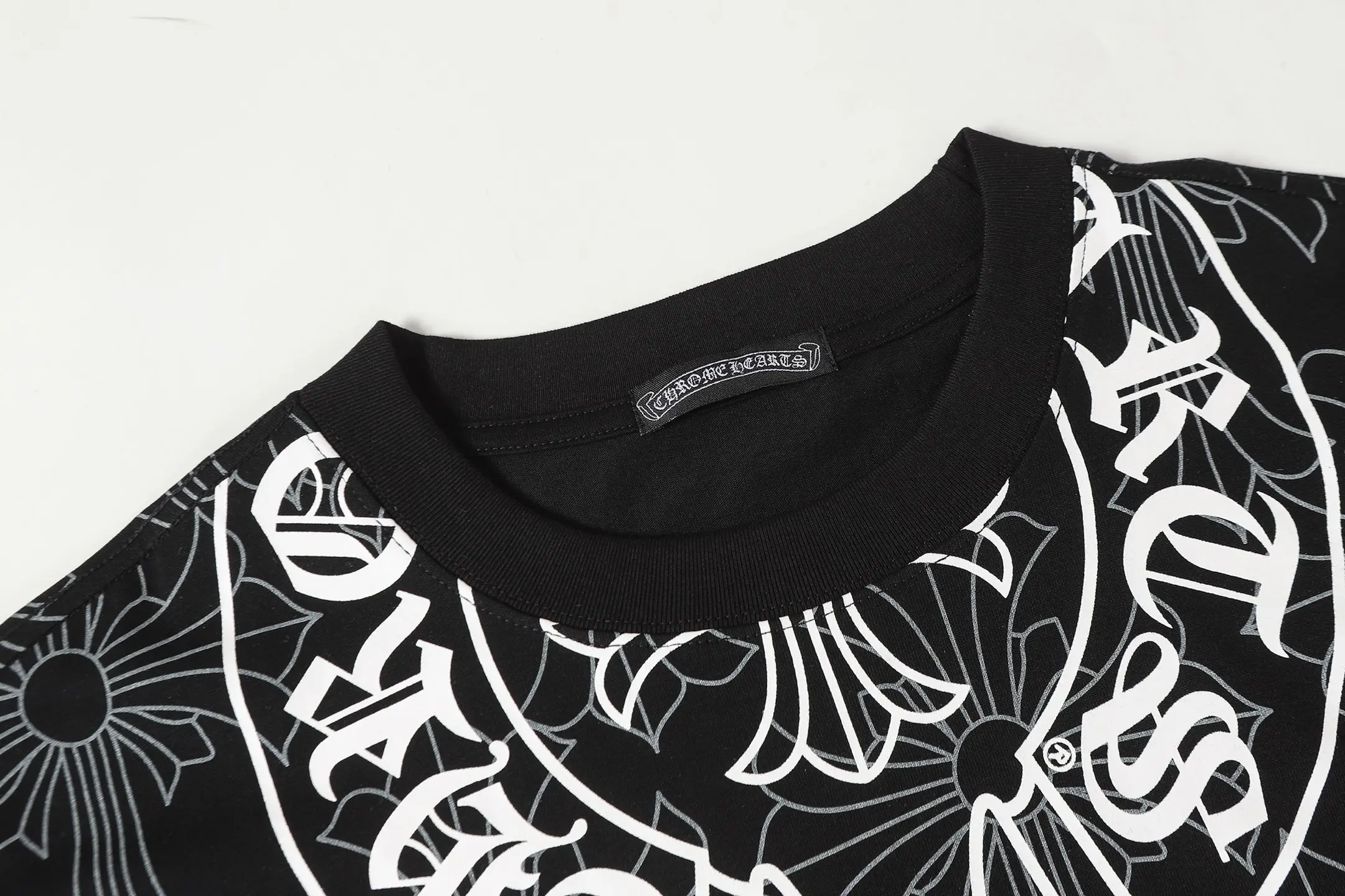 Monogram Horseshoe Print Oversized T-Shirt D10513506 — view 4