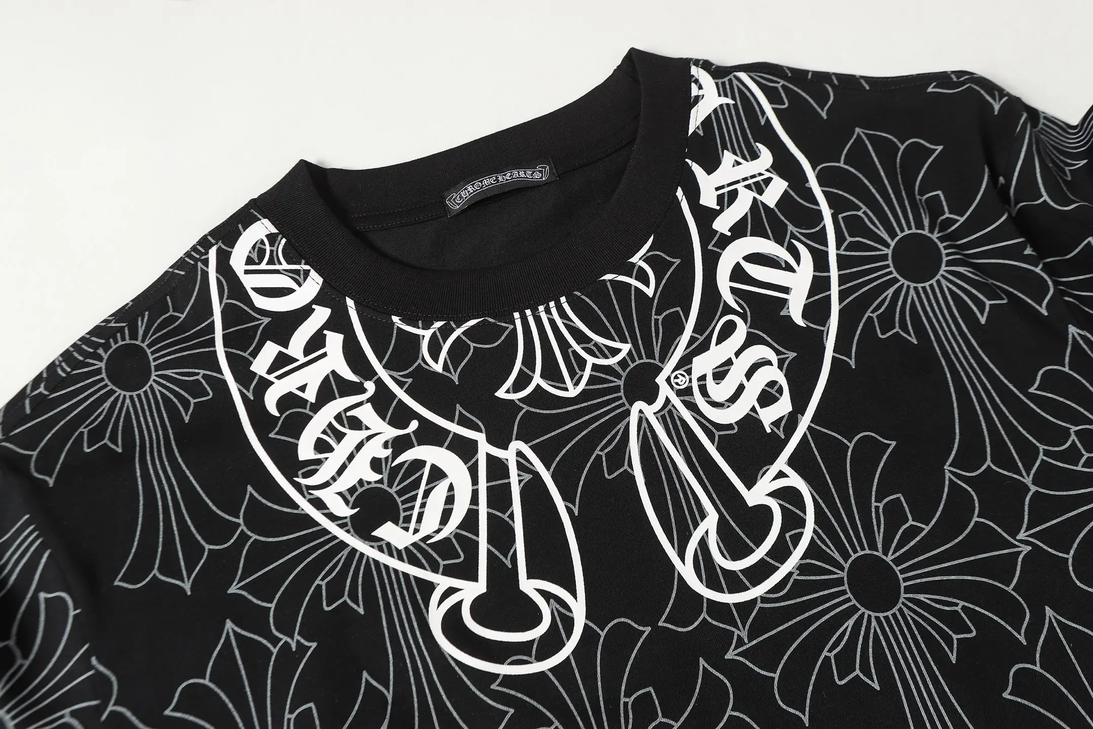 Monogram Horseshoe Print Oversized T-Shirt D10513506 — view 6