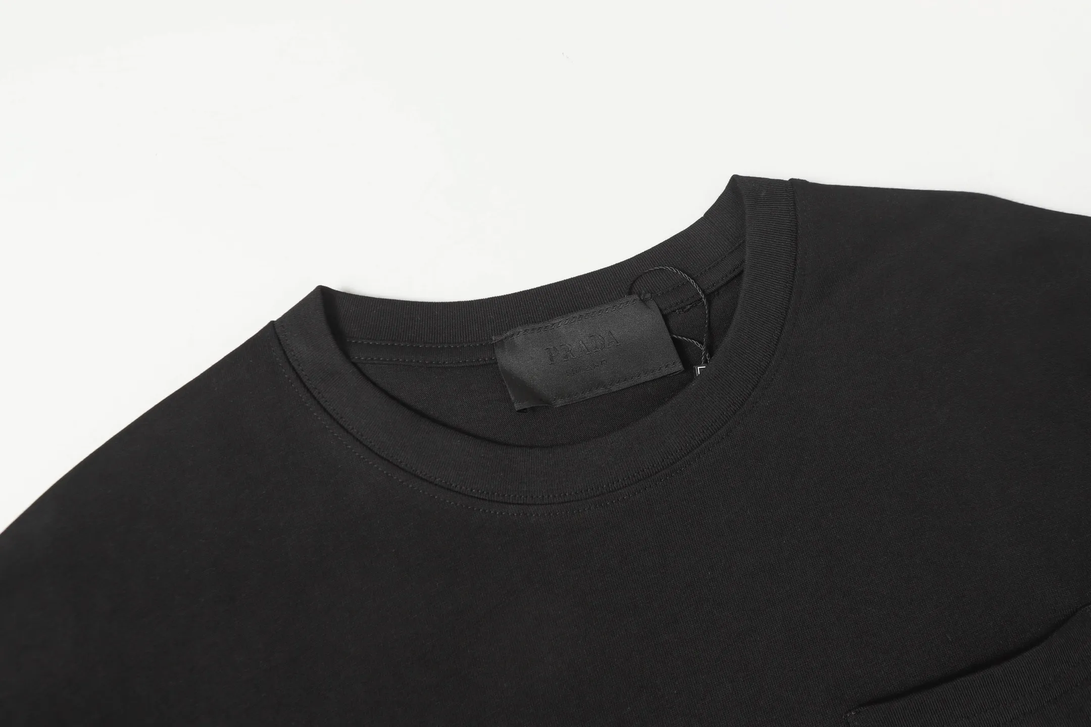 Logo-Label Pocket Cotton T-Shirt D9013725 — view 3