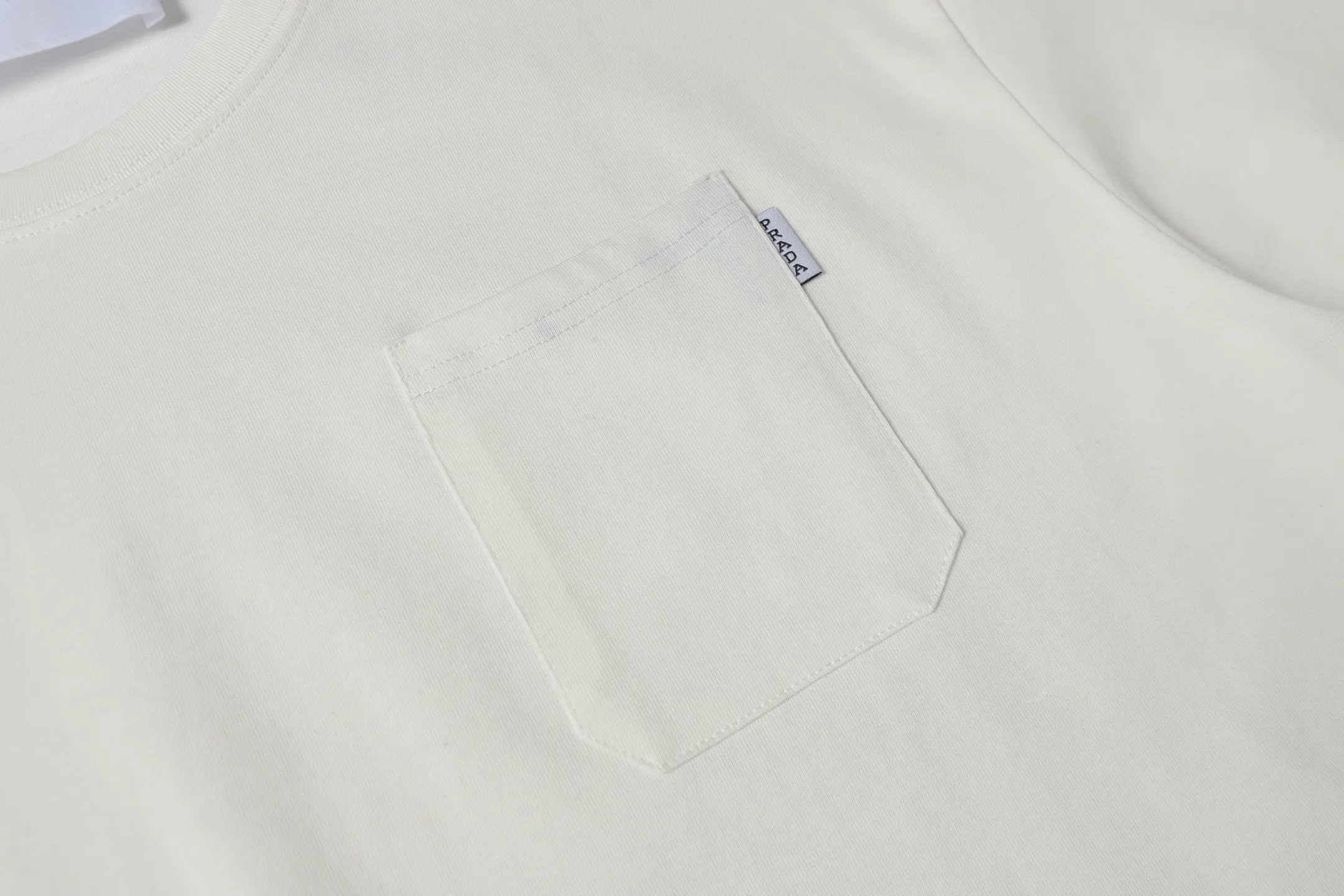Logo-Label Pocket Cotton T-Shirt D9013724 — view 5