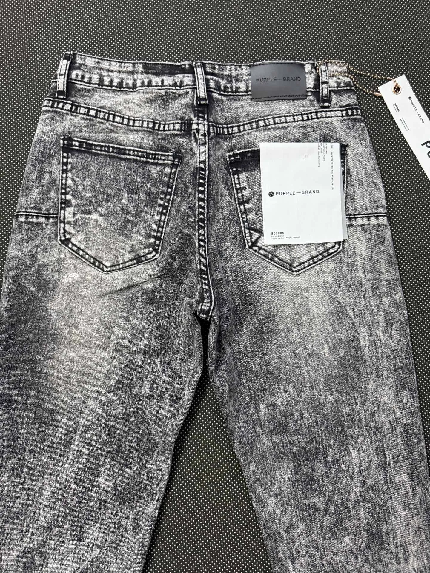 Distressed Washed Slim-Fit Jeans D16021858 — view 15