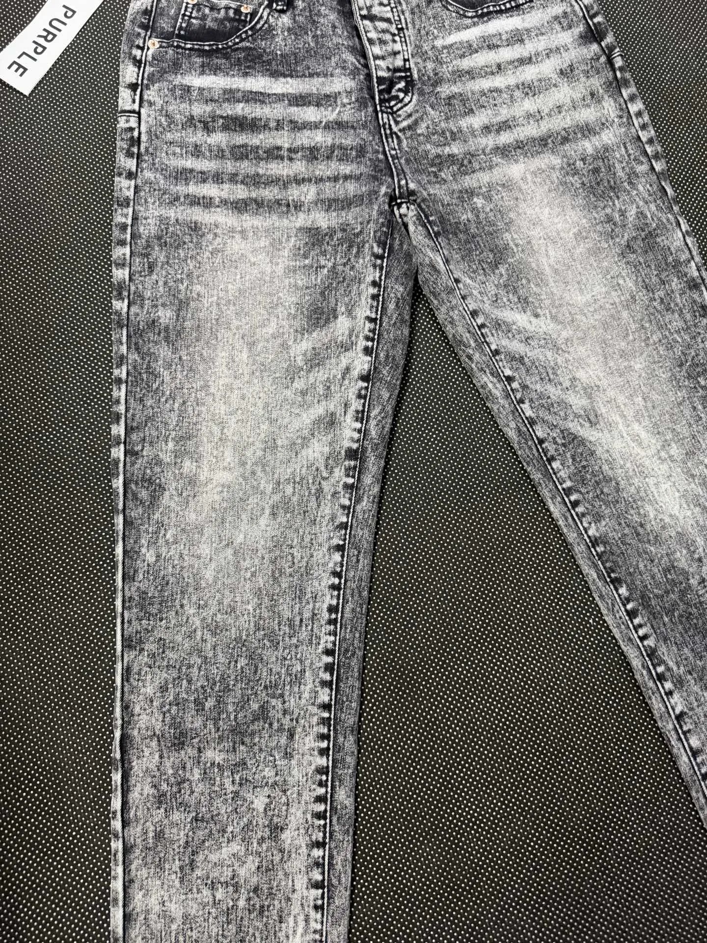 Distressed Washed Slim-Fit Jeans D16021858 — view 17