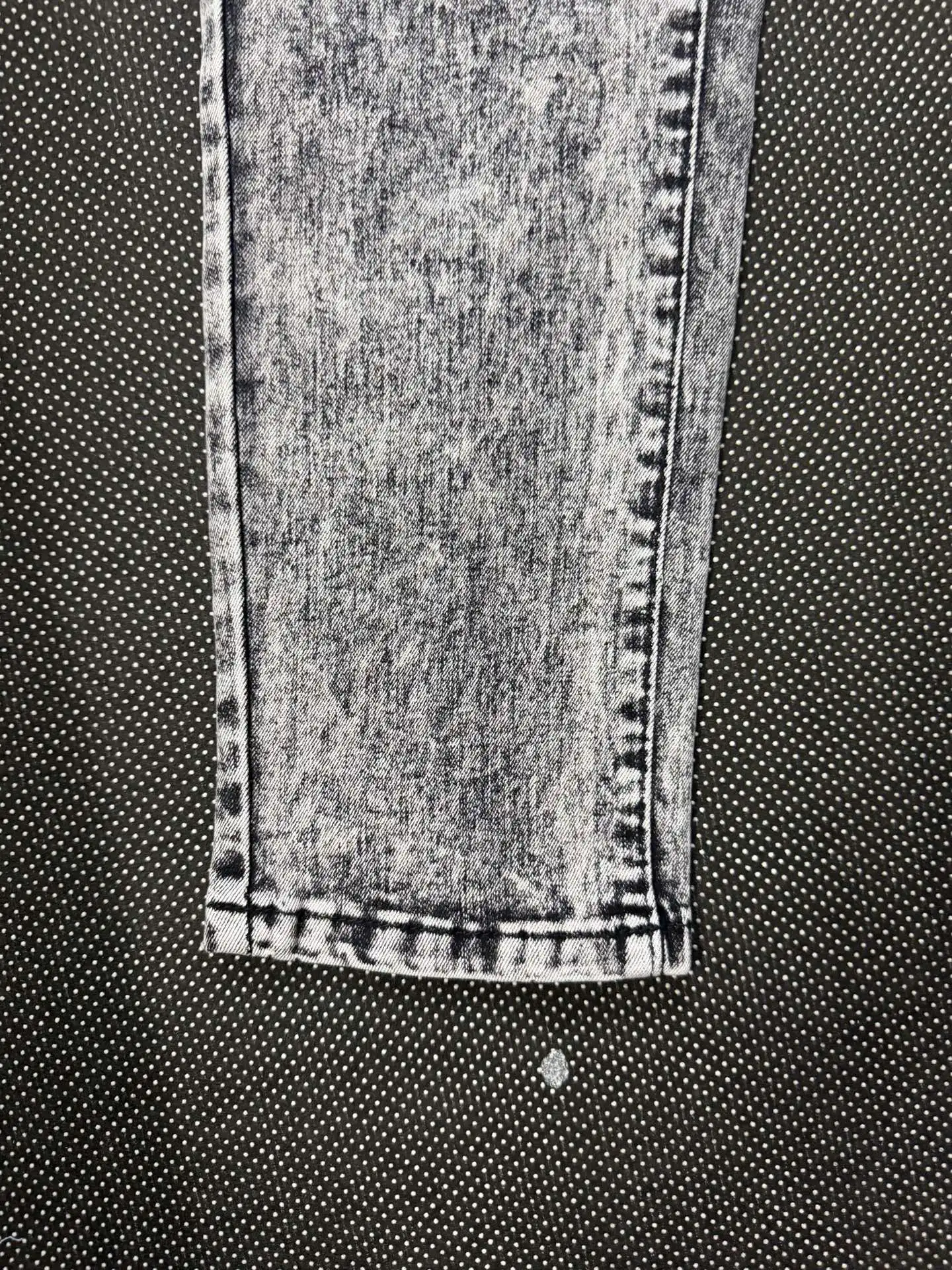 Distressed Washed Slim-Fit Jeans D16021858 — view 19