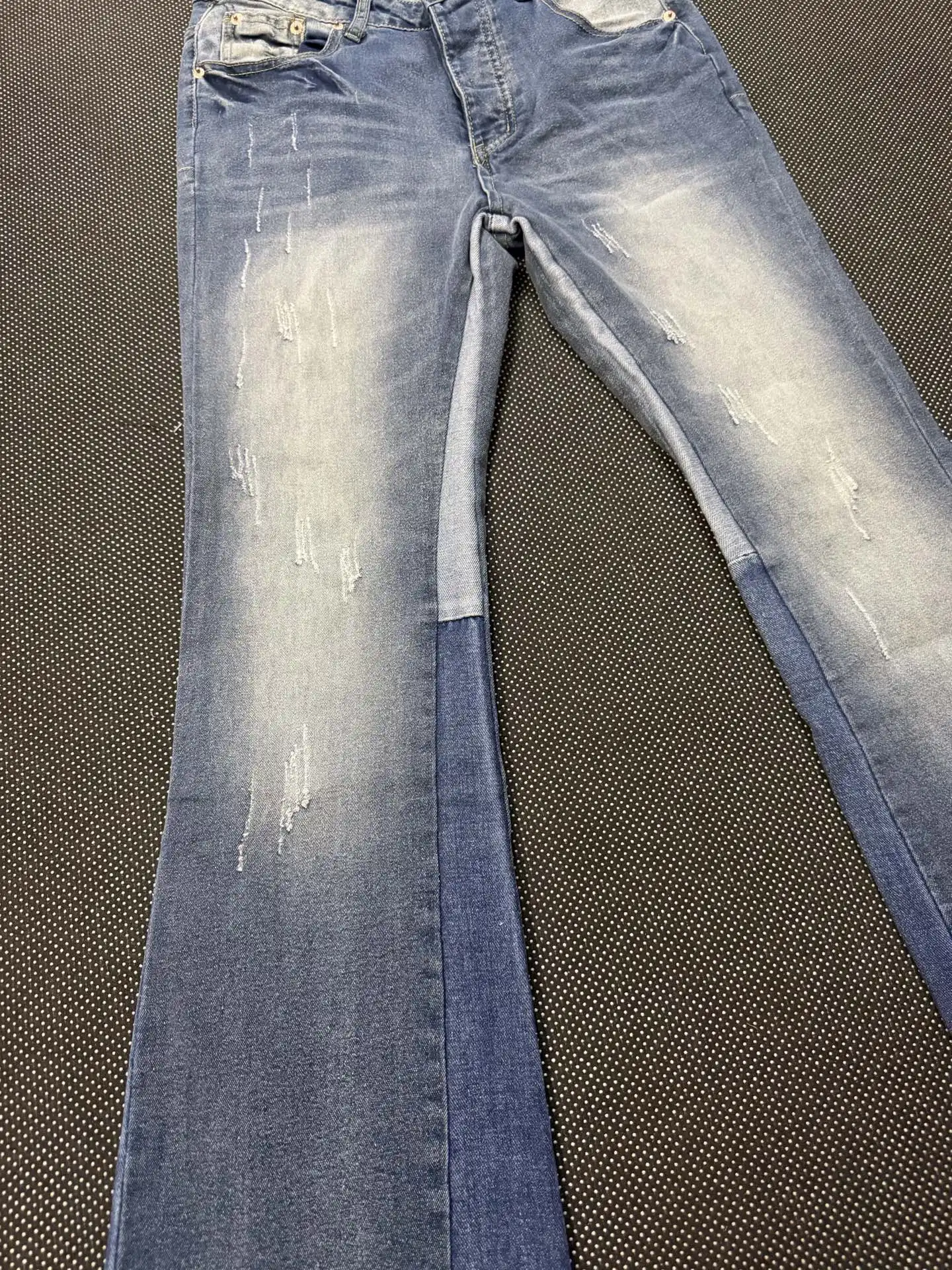 Distressed Flare-Leg Denim Jeans D16021844 — view 7