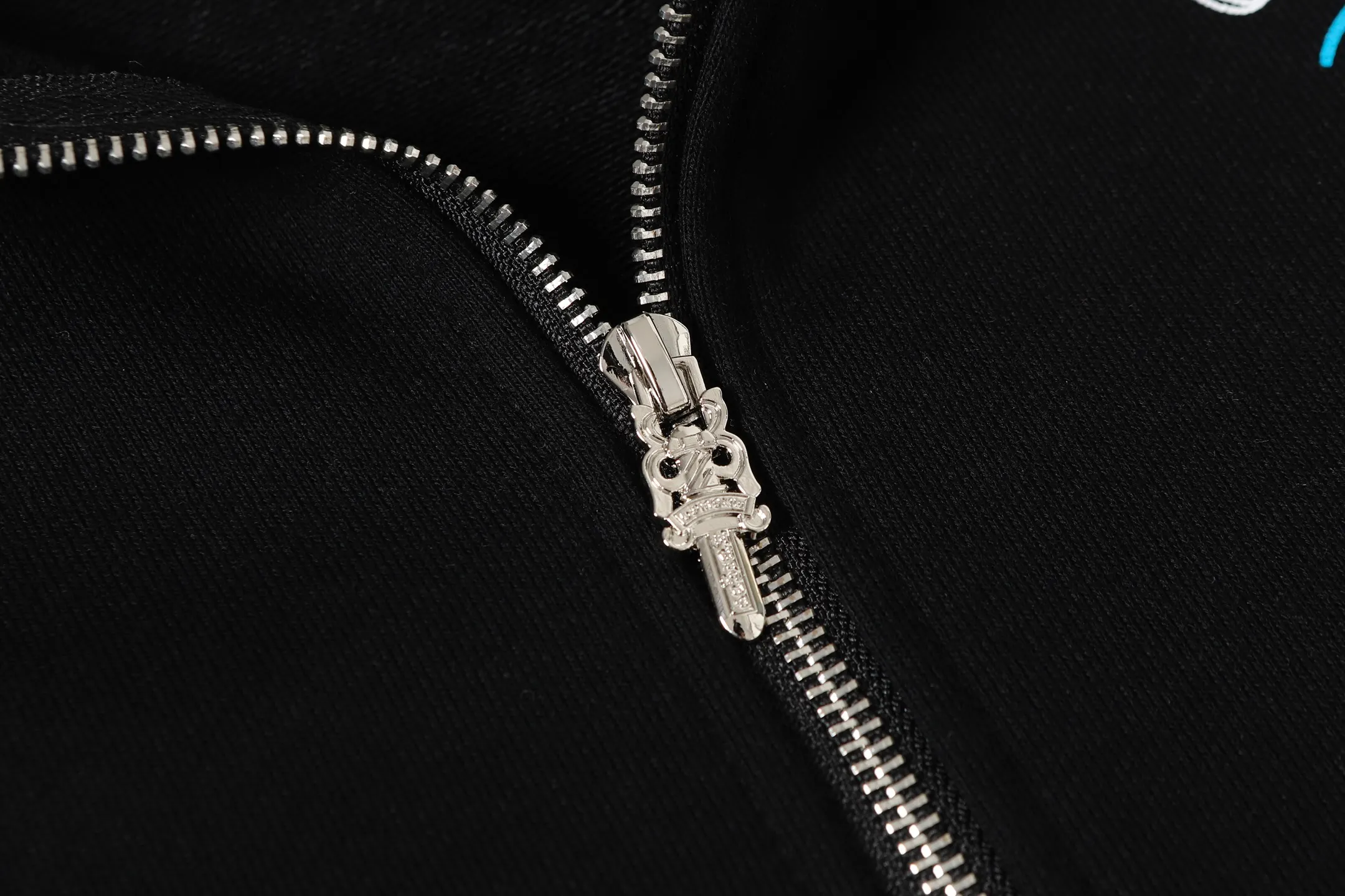 Logo-Print Zip-Up Hoodie D15013500 — view 5