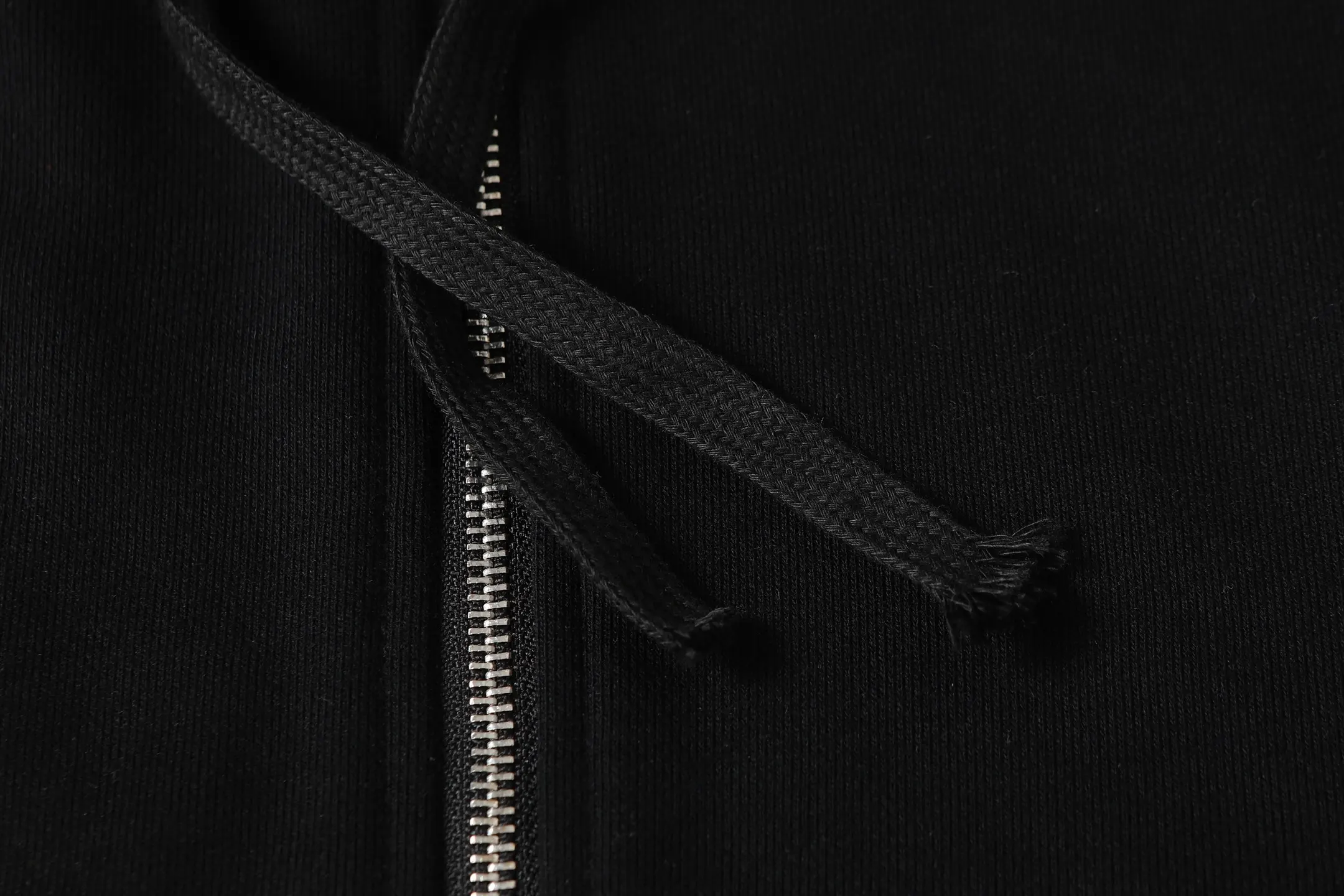 Logo-Print Zip-Up Hoodie D15013500 — view 8