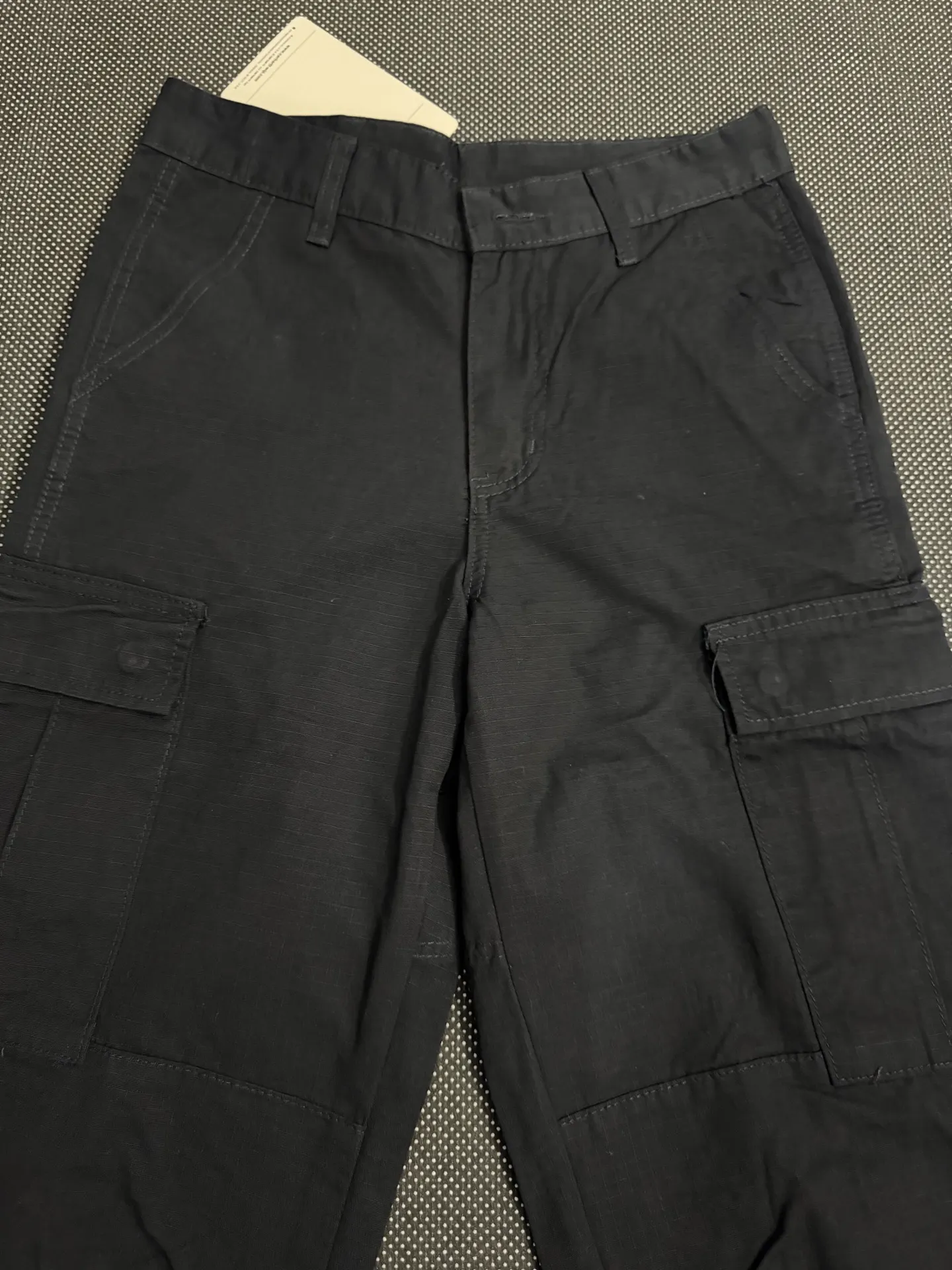Relaxed-Fit Multi-Pocket Cargo Trousers D19021836 — view 2
