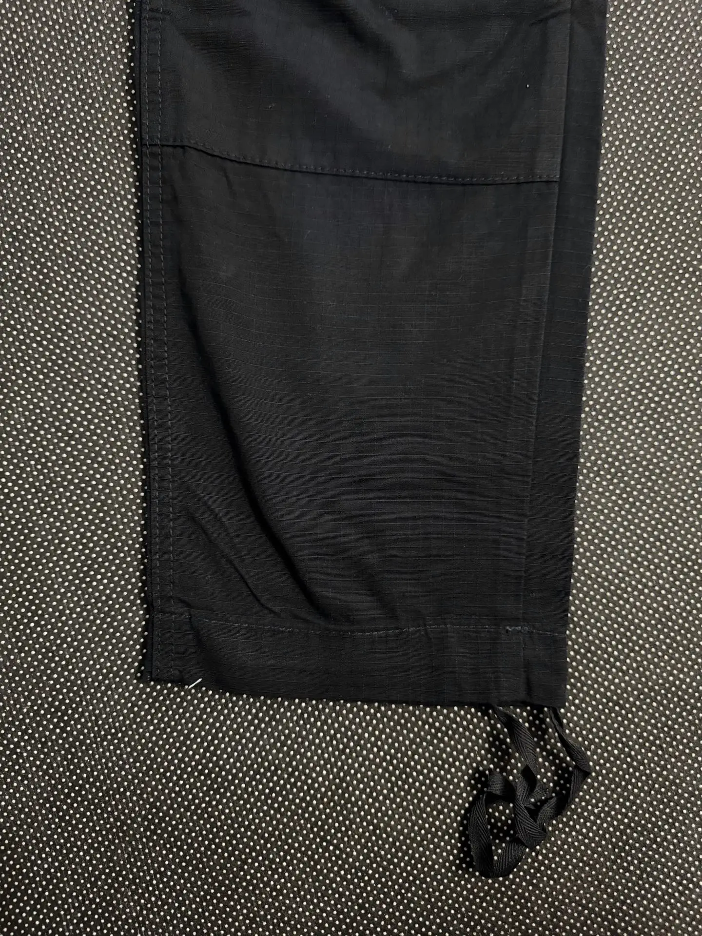Relaxed-Fit Multi-Pocket Cargo Trousers D19021836 — view 5