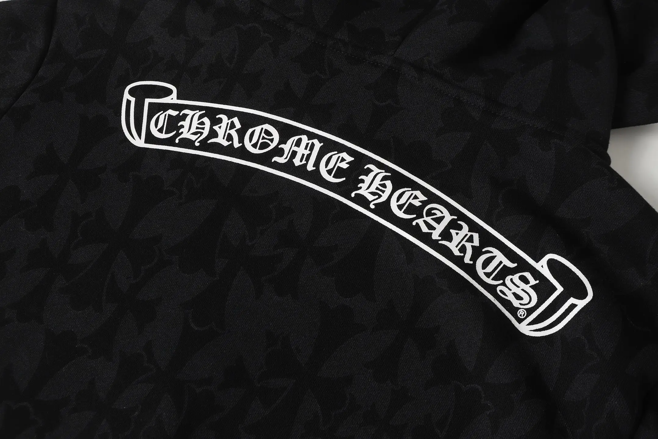 Logo-Print Monogram Zip-Up Hoodie D16513490 — view 11