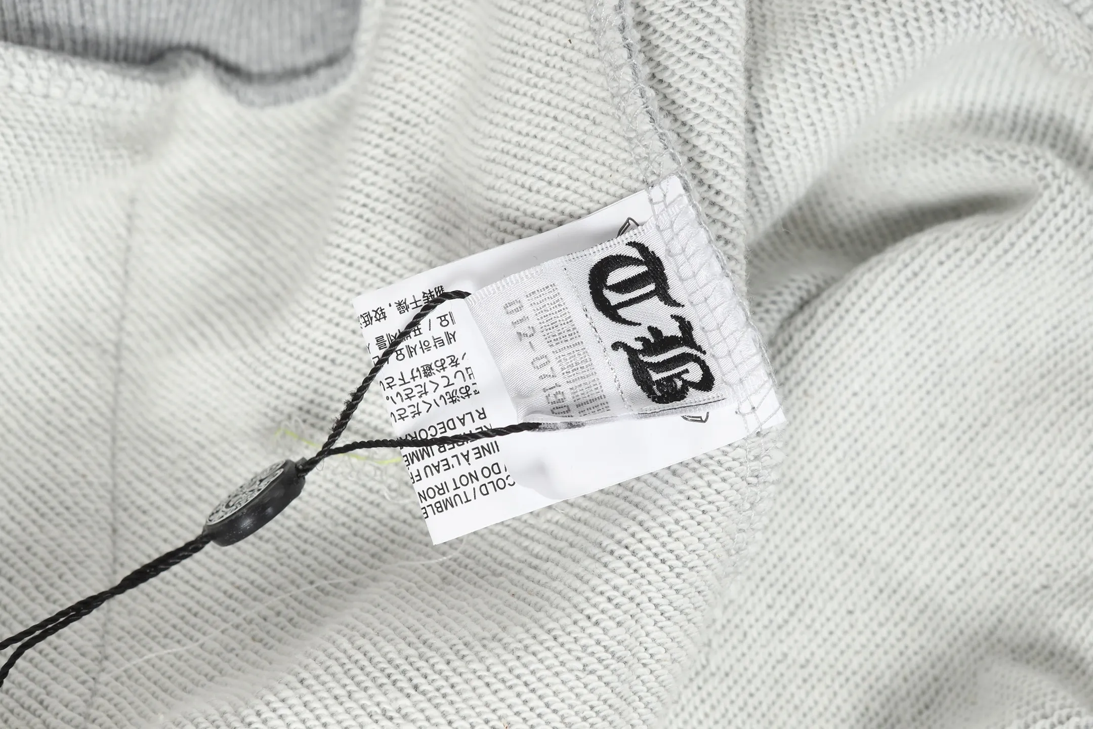 Cross Patch Zip-Up Hoodie D15013579 — view 10