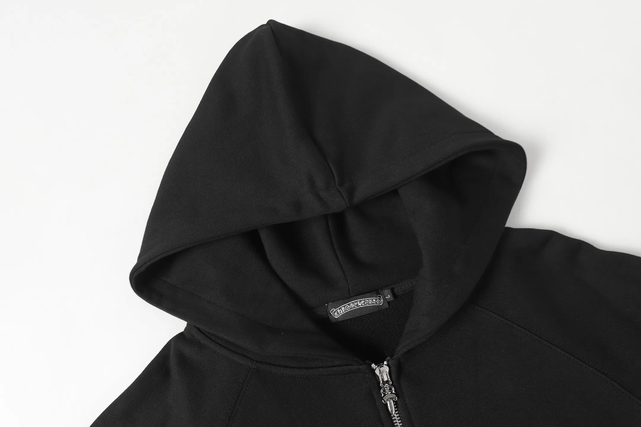 Cross Patch Zip-Up Hoodie D15013578 — view 4