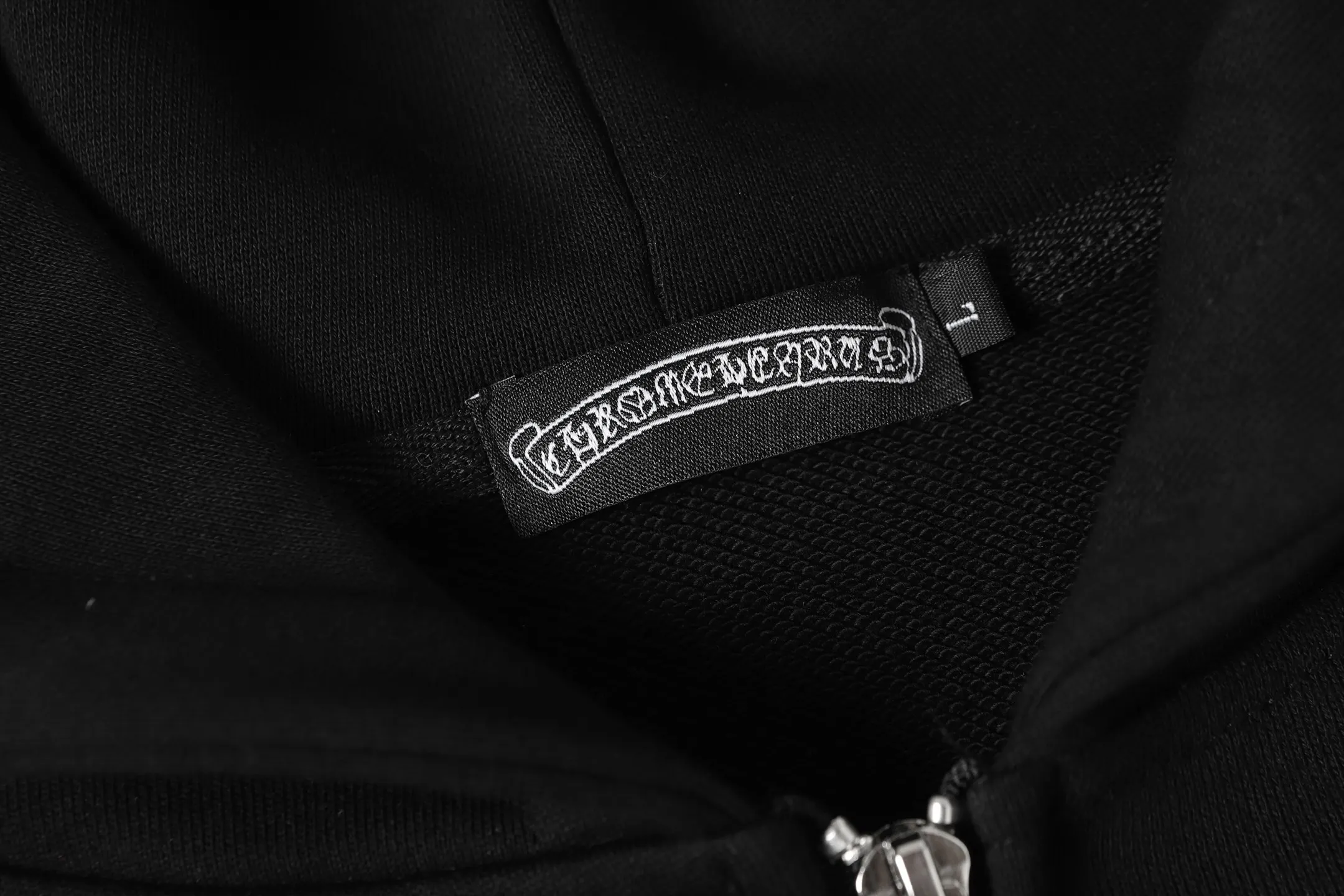 Cross Patch Zip-Up Hoodie D15013578 — view 5