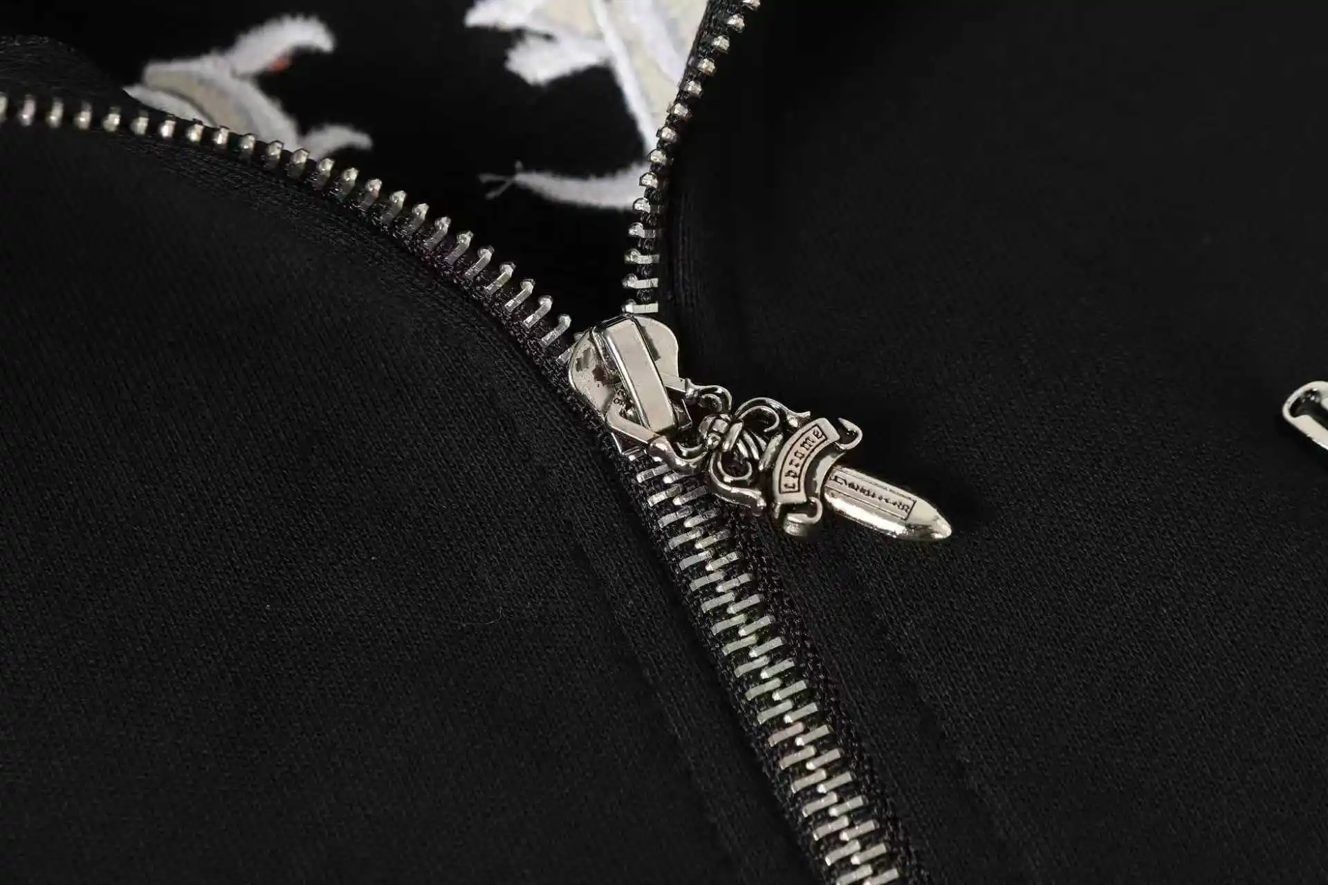 Logo-Print Zip-Up Hoodie D15513575 — view 6