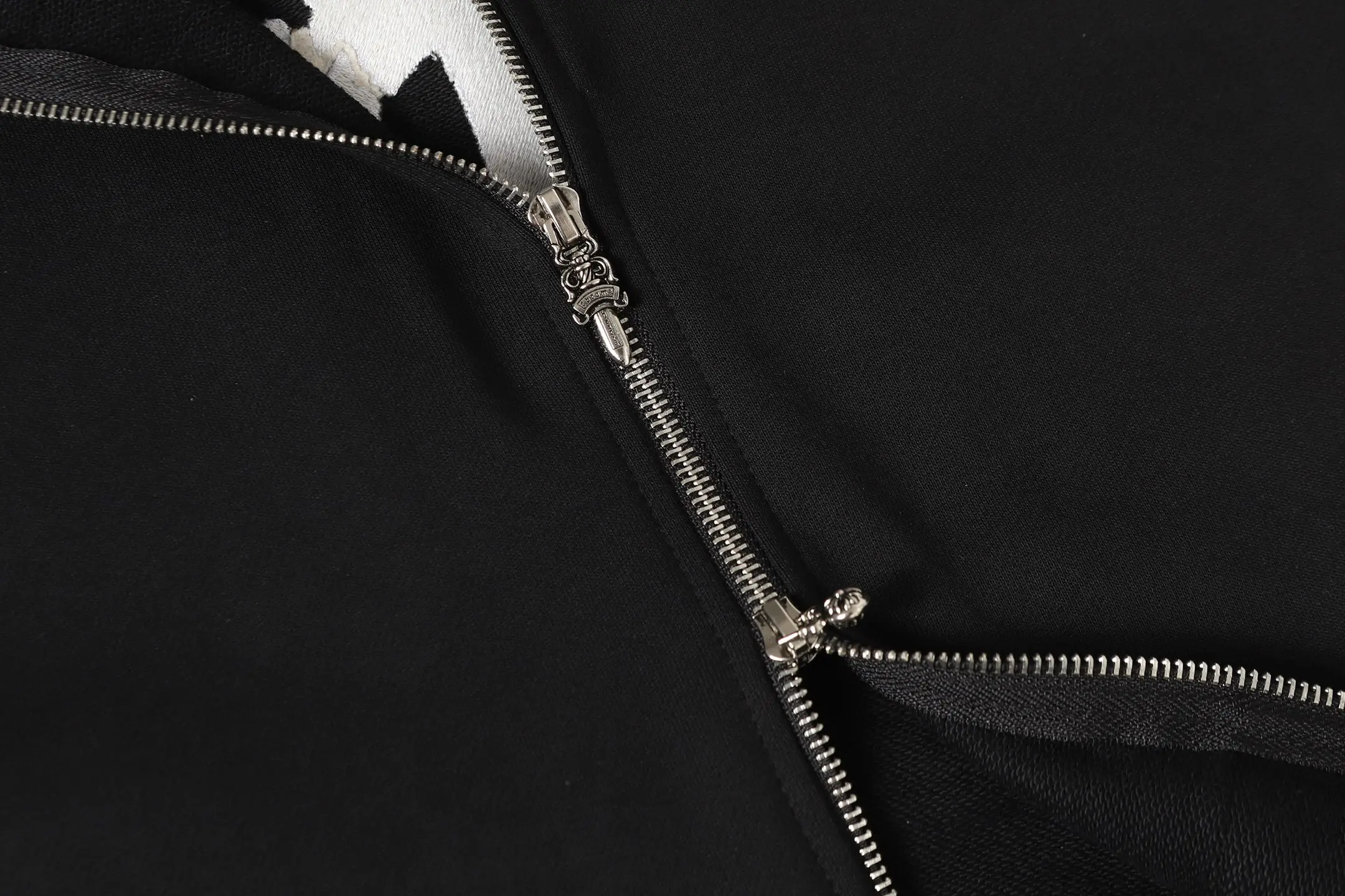 Logo-Print Zip-Up Hoodie D15513575 — view 10