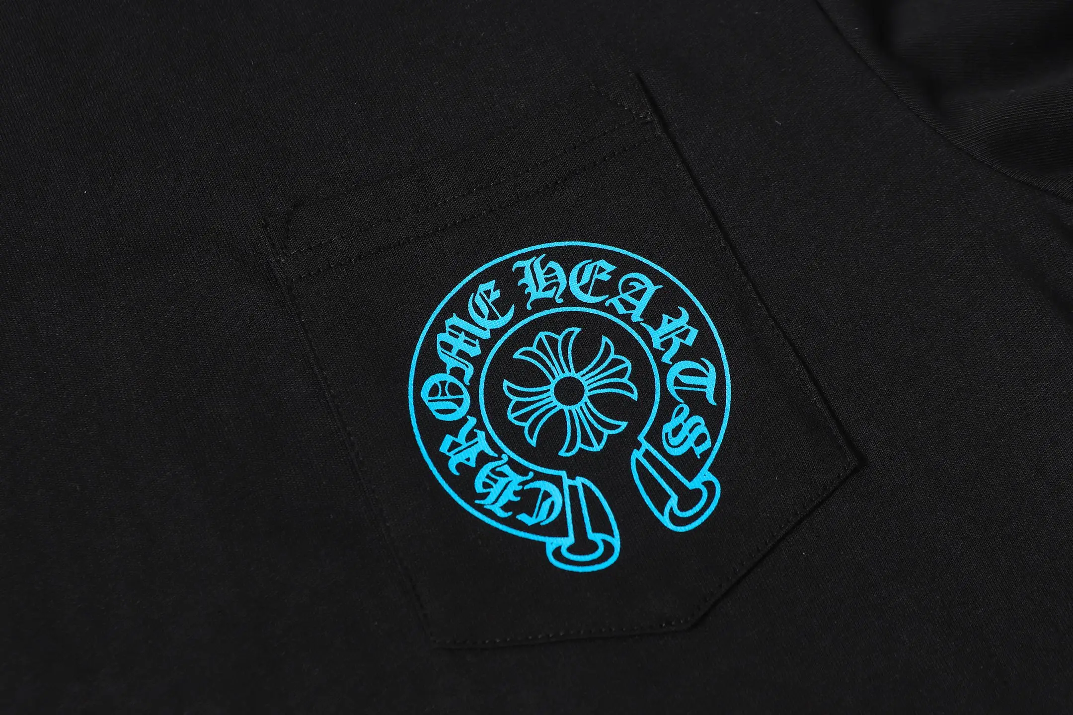 Logo Print Long-Sleeve Cotton T-Shirt D10013497 — view 5