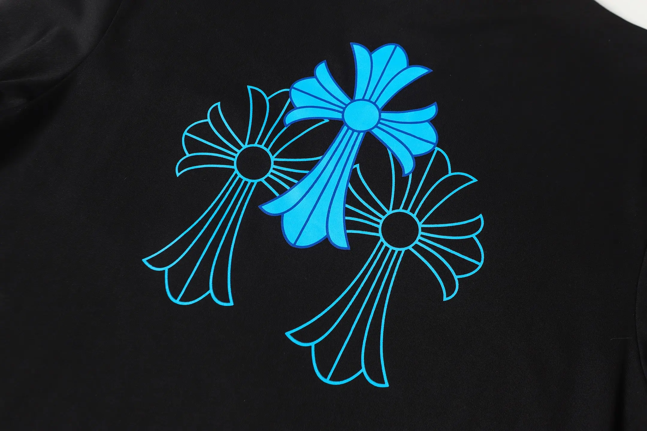 Logo Print Long-Sleeve Cotton T-Shirt D10013497 — view 8