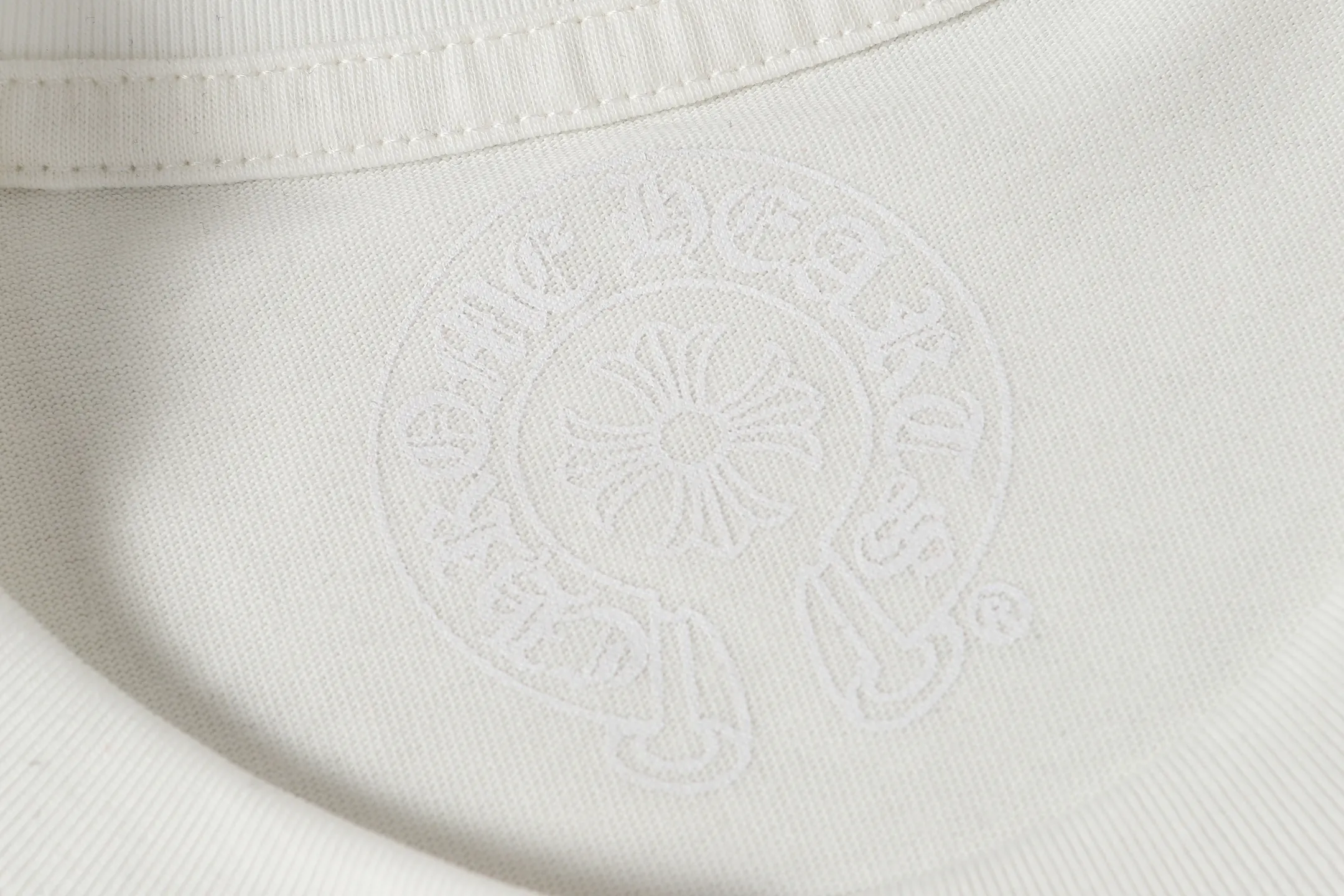 Logo Print Long-Sleeve Pocket T-Shirt D10013495 — view 4