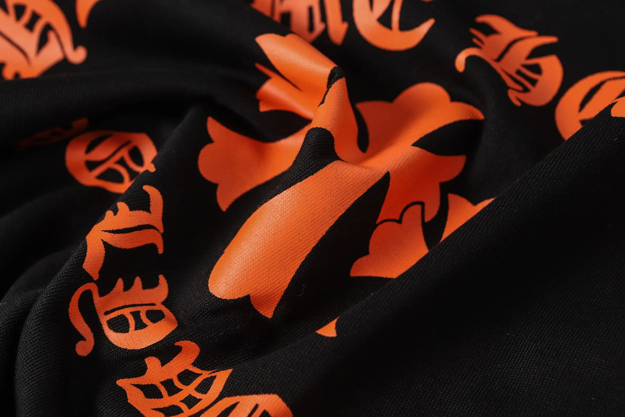 Logo Print Long-Sleeve Pocket T-Shirt D10013494 — view 12
