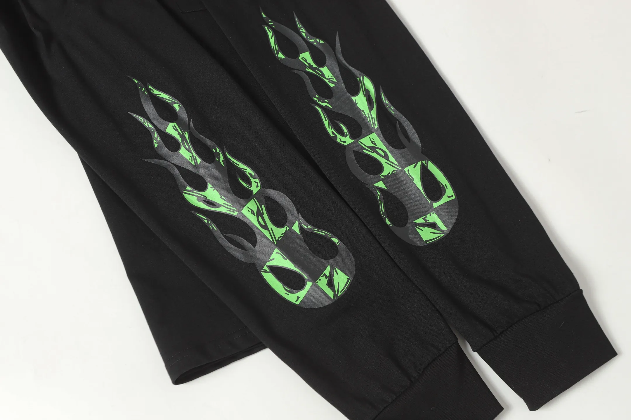 Sex Records Graffiti Print Long-Sleeve T-Shirt D10013492 — view 8