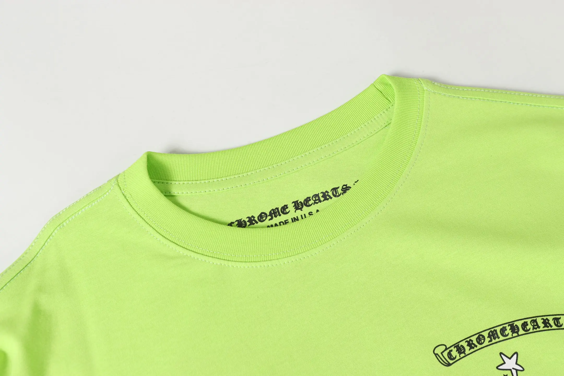 Graffiti Print Long-Sleeve T-Shirt D10013472 — view 4