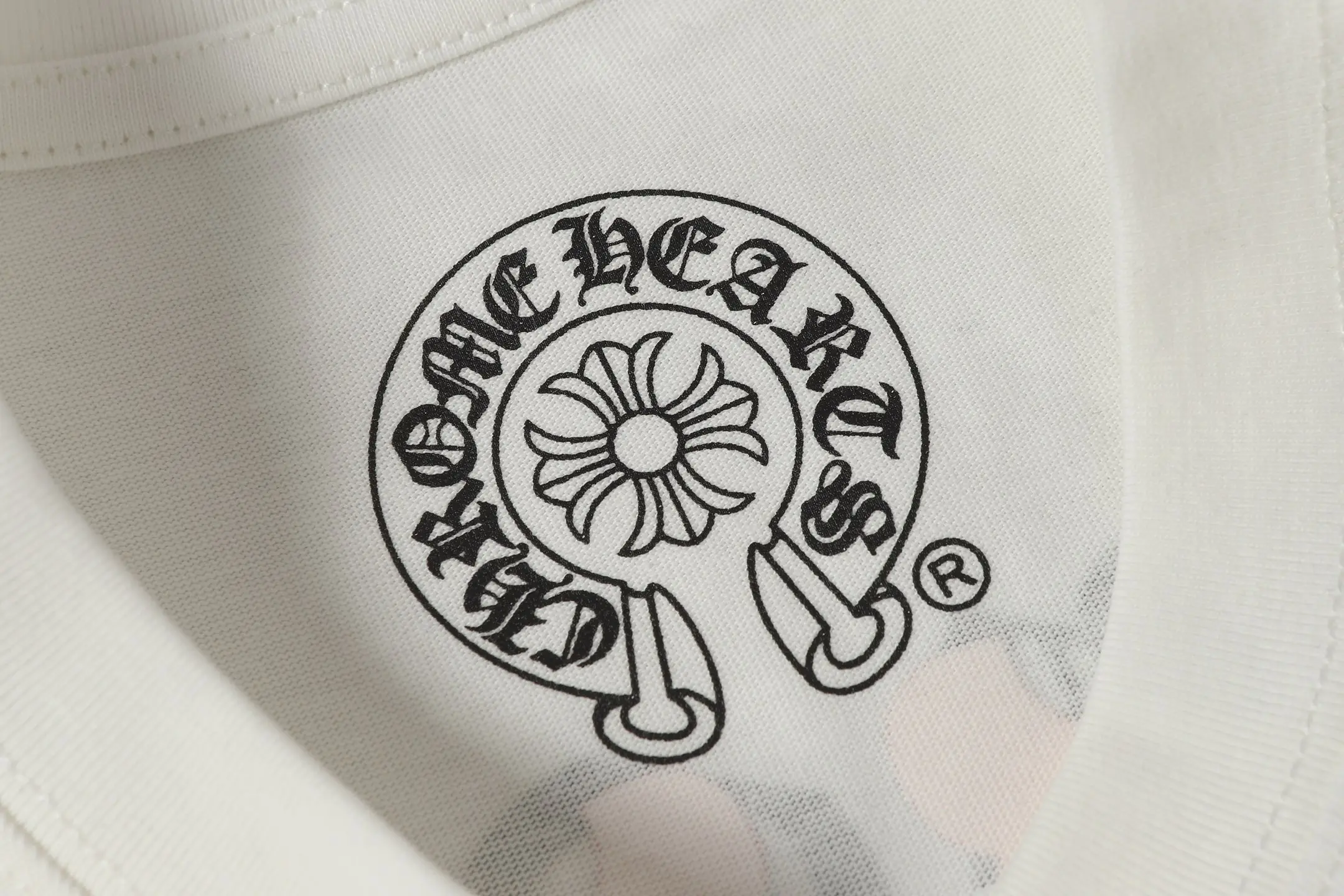 Logo-Print Cotton-Jersey Long-Sleeve T-Shirt D10013479 — view 5