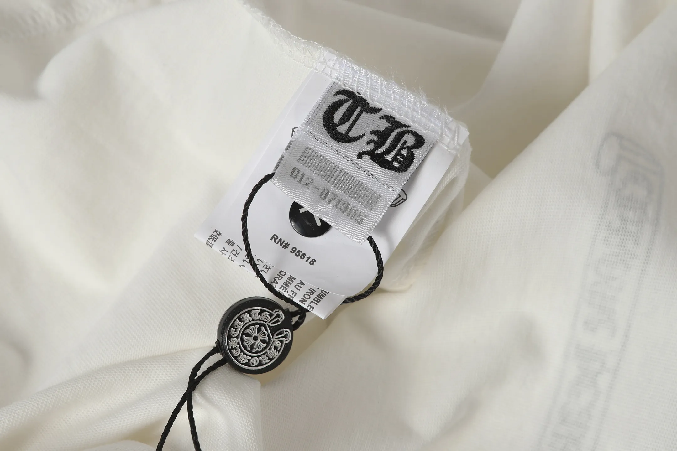 Logo-Print Cotton-Jersey Long-Sleeve T-Shirt D10013479 — view 9