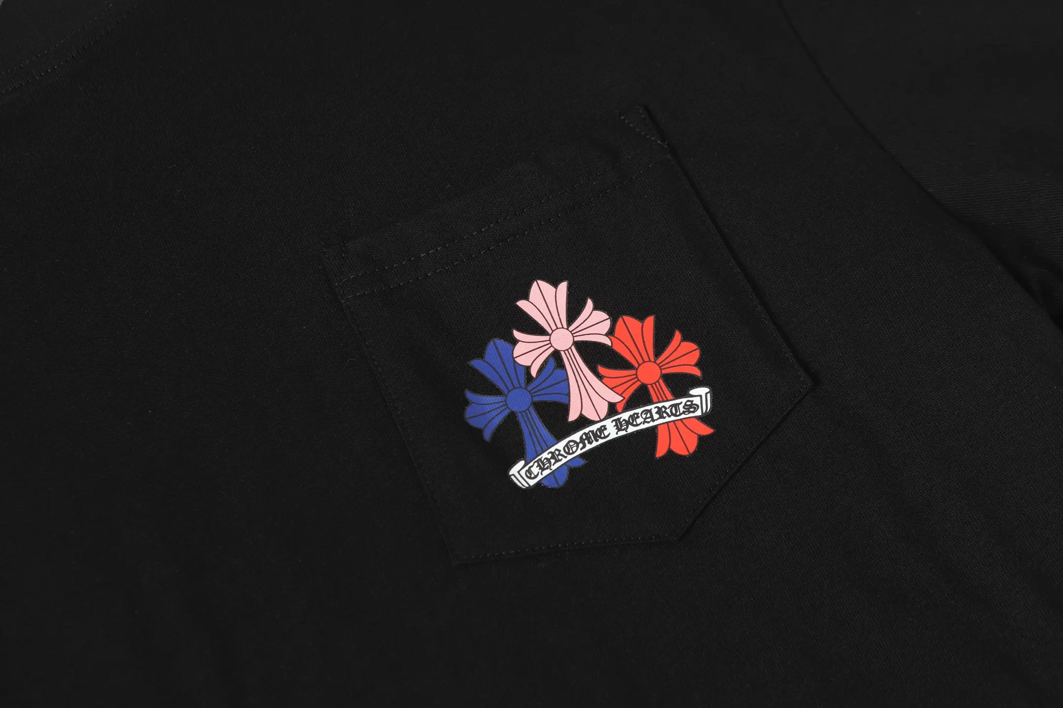 Multi-Color Cross Pocket T-Shirt D10013603 — view 5