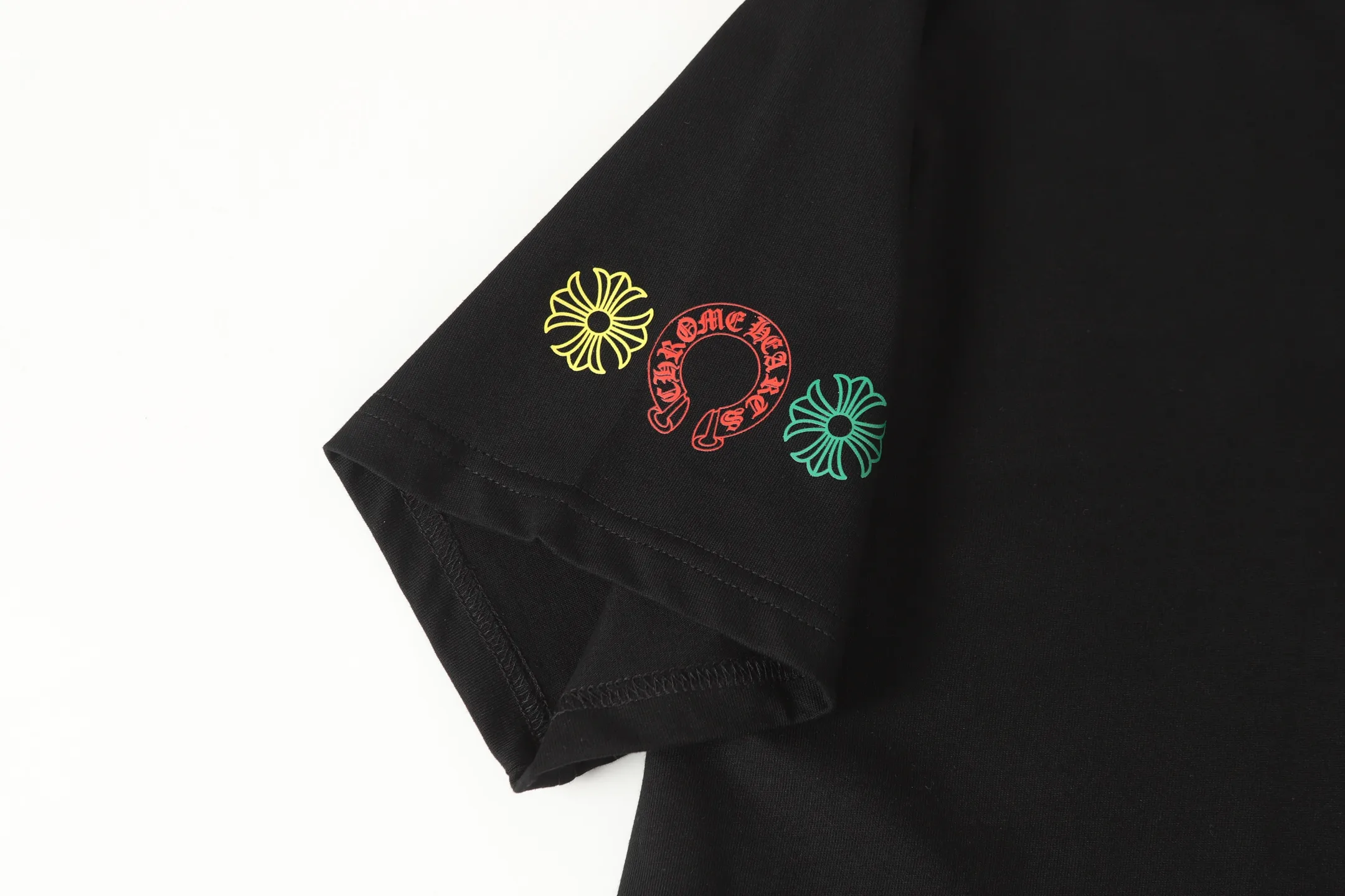 Multi-Color Cross Pocket T-Shirt D10013603 — view 6