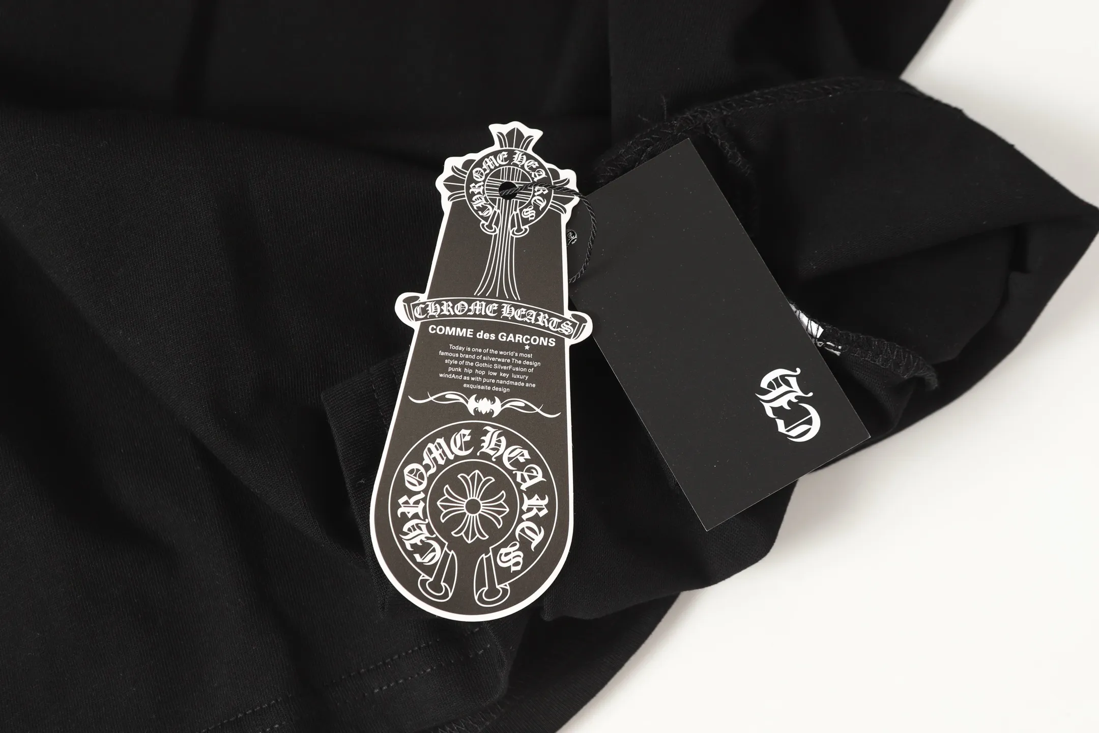 Multi-Color Cross Pocket T-Shirt D10013603 — view 9