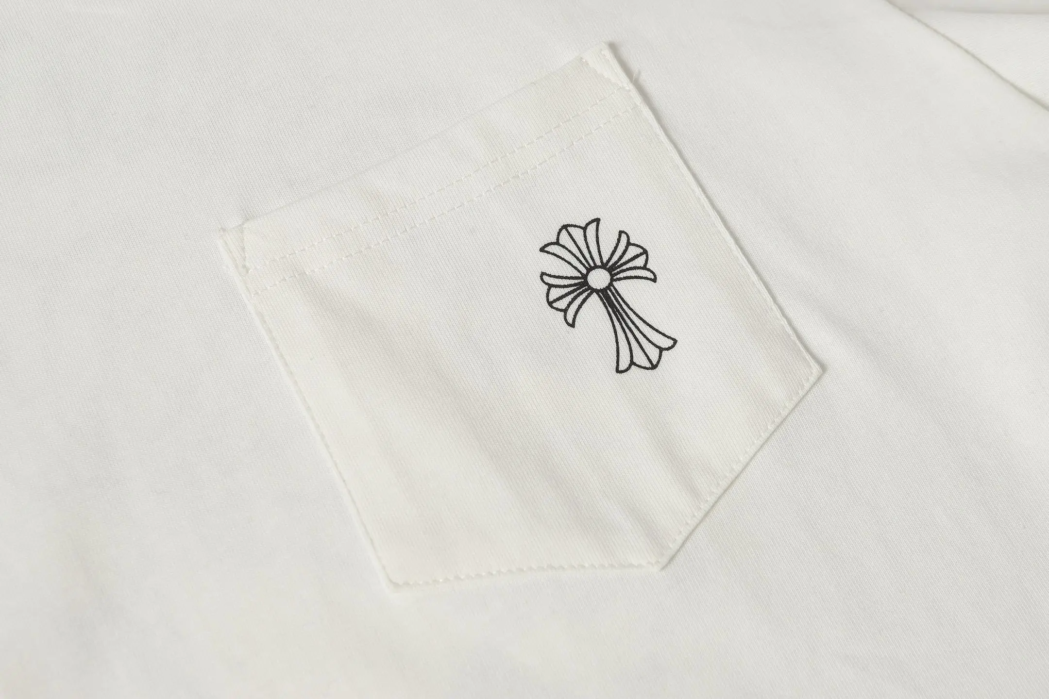 Logo-Print Cotton-Jersey Pocket T-Shirt D9513619 — view 6