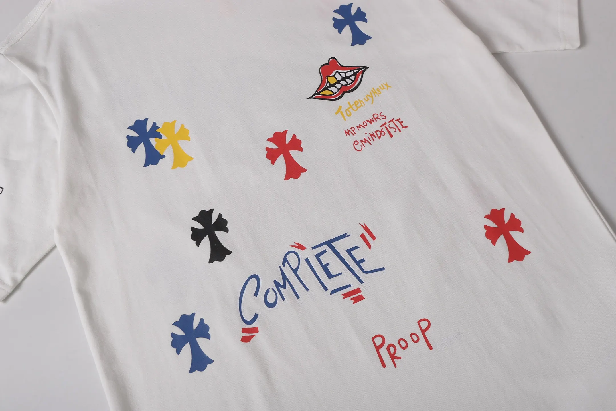 Graffiti Print Cotton T-Shirt D10513613 — view 7