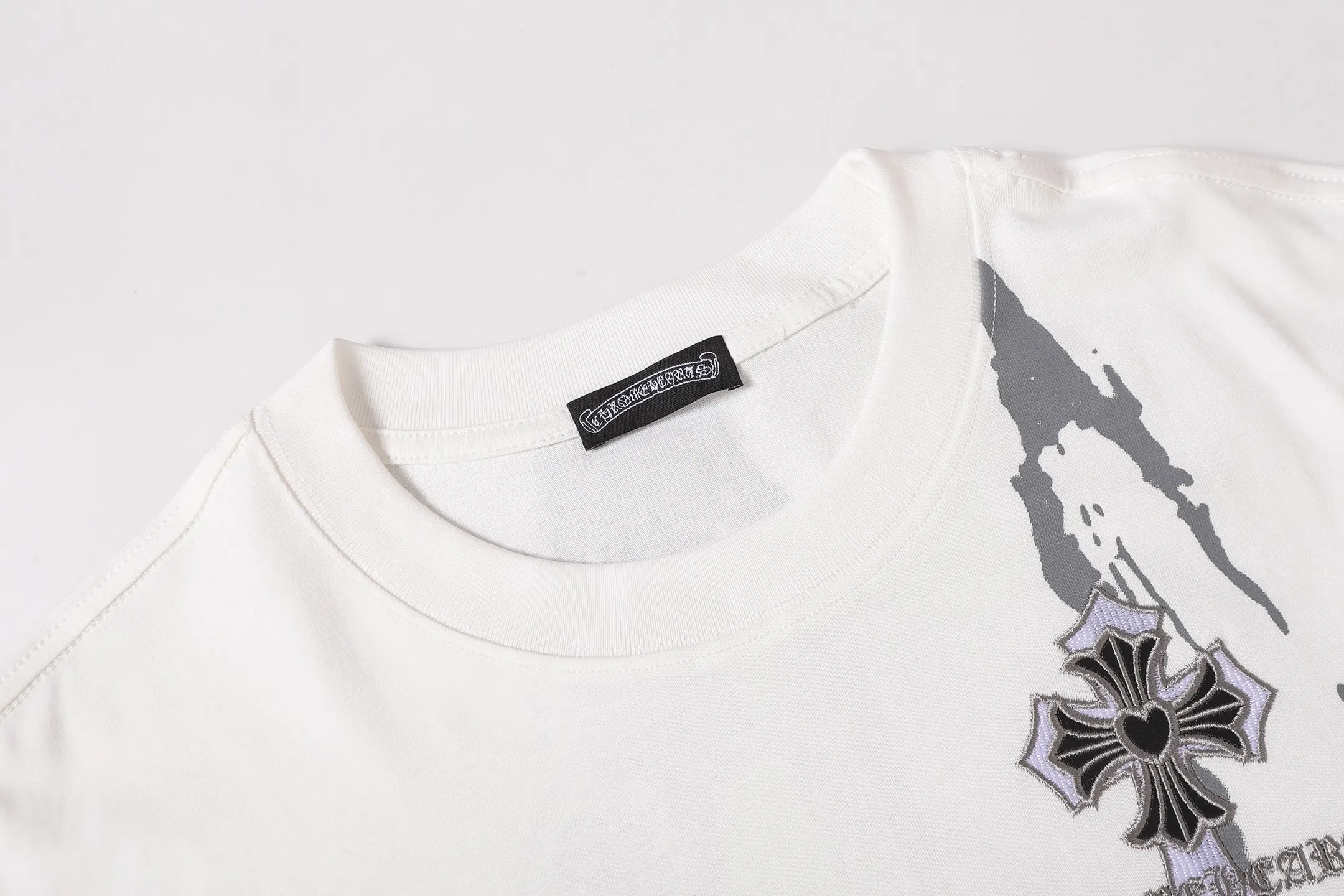 Chrome Hearts Cross Graphic Embroidered T-Shirt D11013691 — view 4