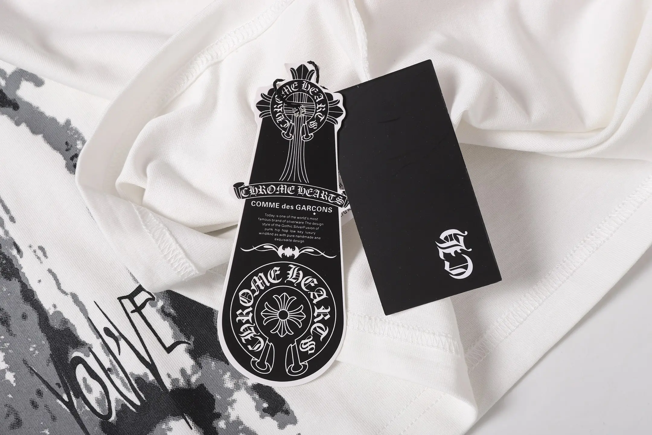 Chrome Hearts Cross Graphic Embroidered T-Shirt D11013691 — view 13
