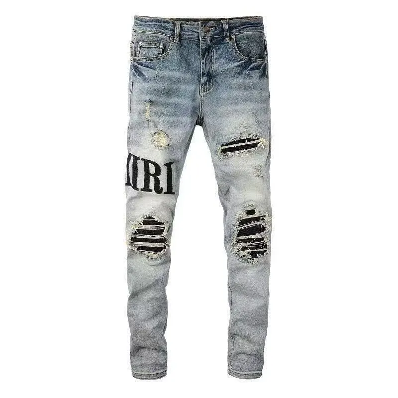 Distressed Logo-Appliqué Slim-Fit Jeans D14521823 — view 2