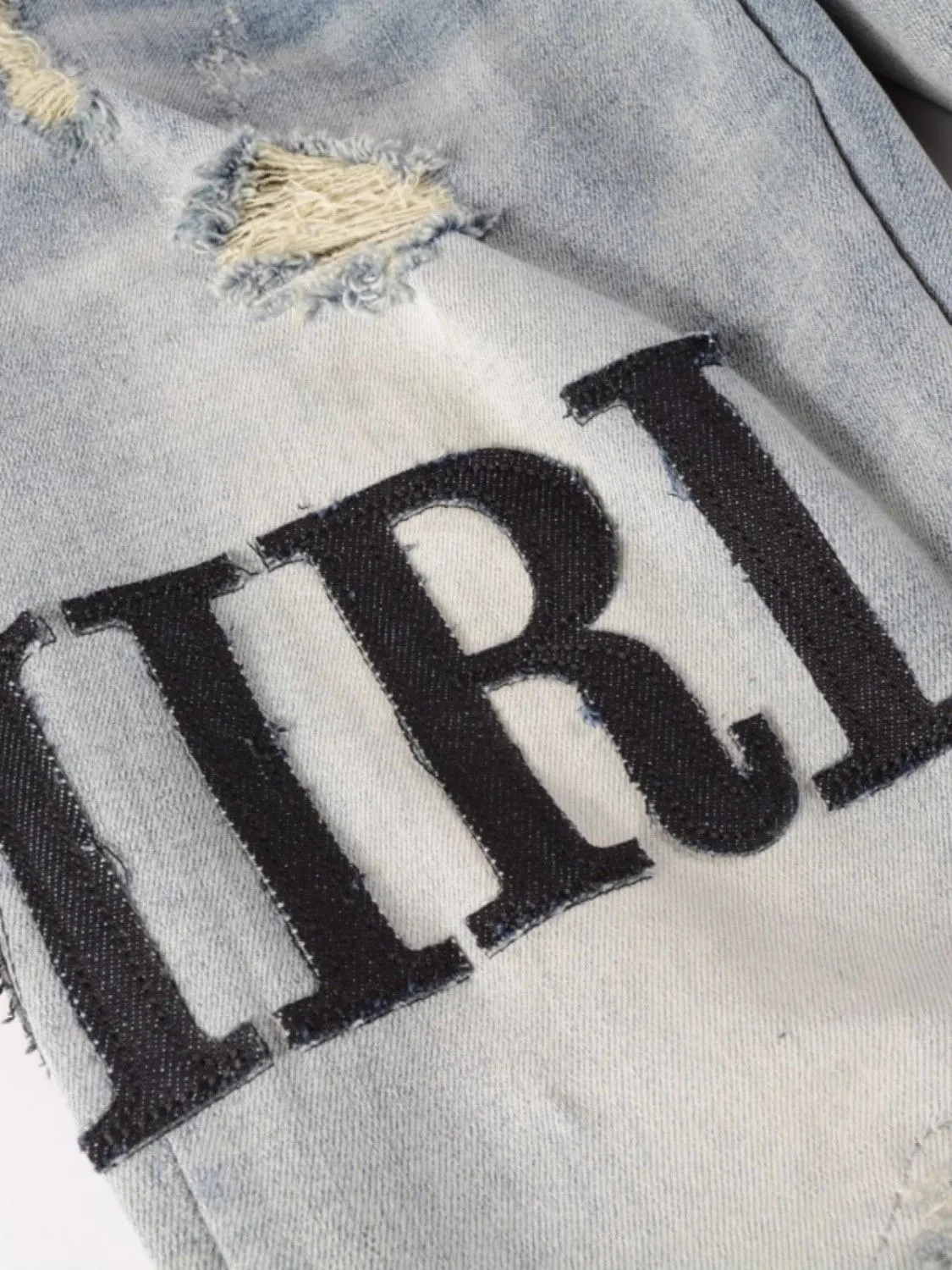 Distressed Logo-Appliqué Slim-Fit Jeans D14521823 — view 5